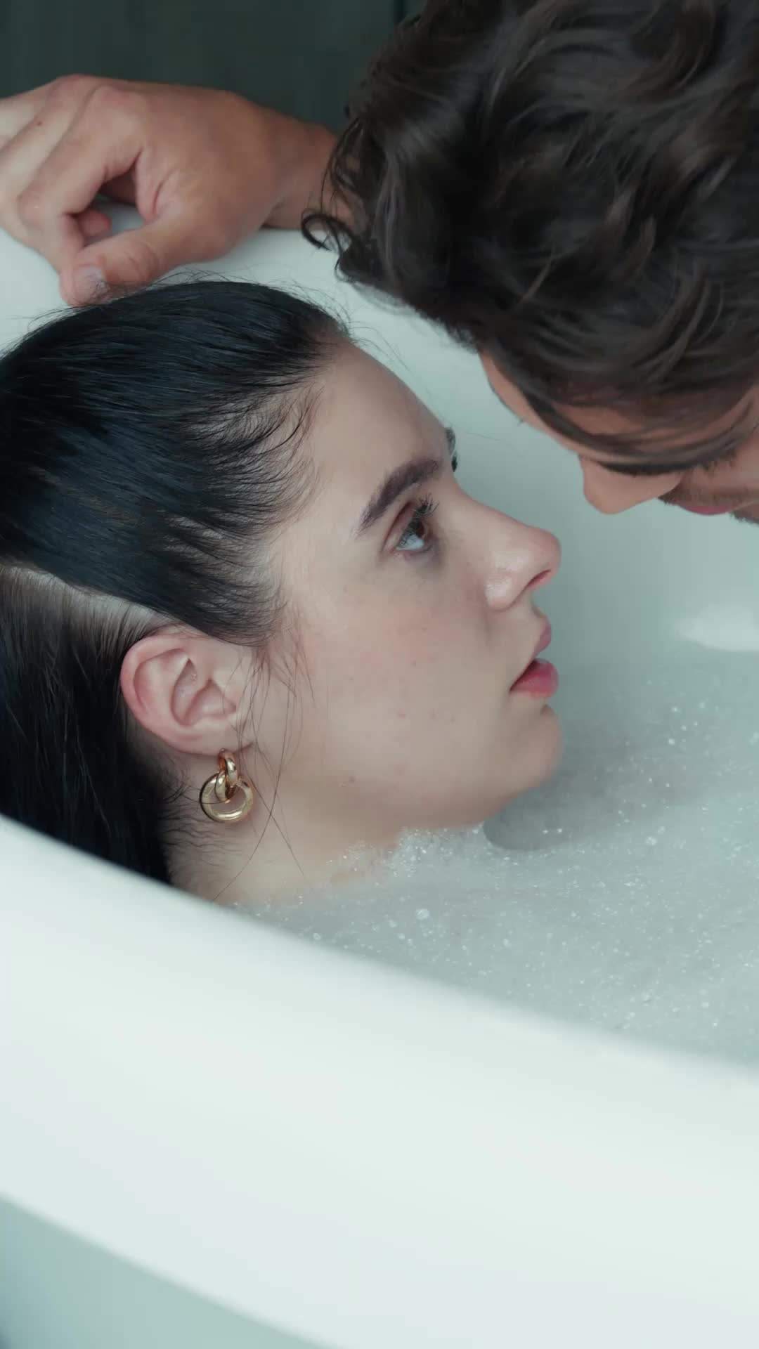 Episódio 36 - Grávida dos seus trigêmeos, sendo sua esposa
