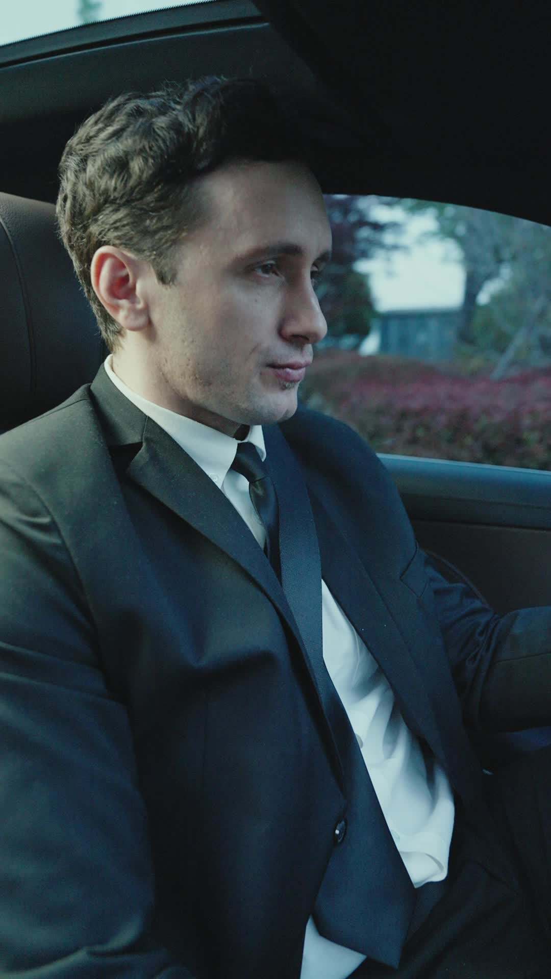 Episode 5 - The chauffeur