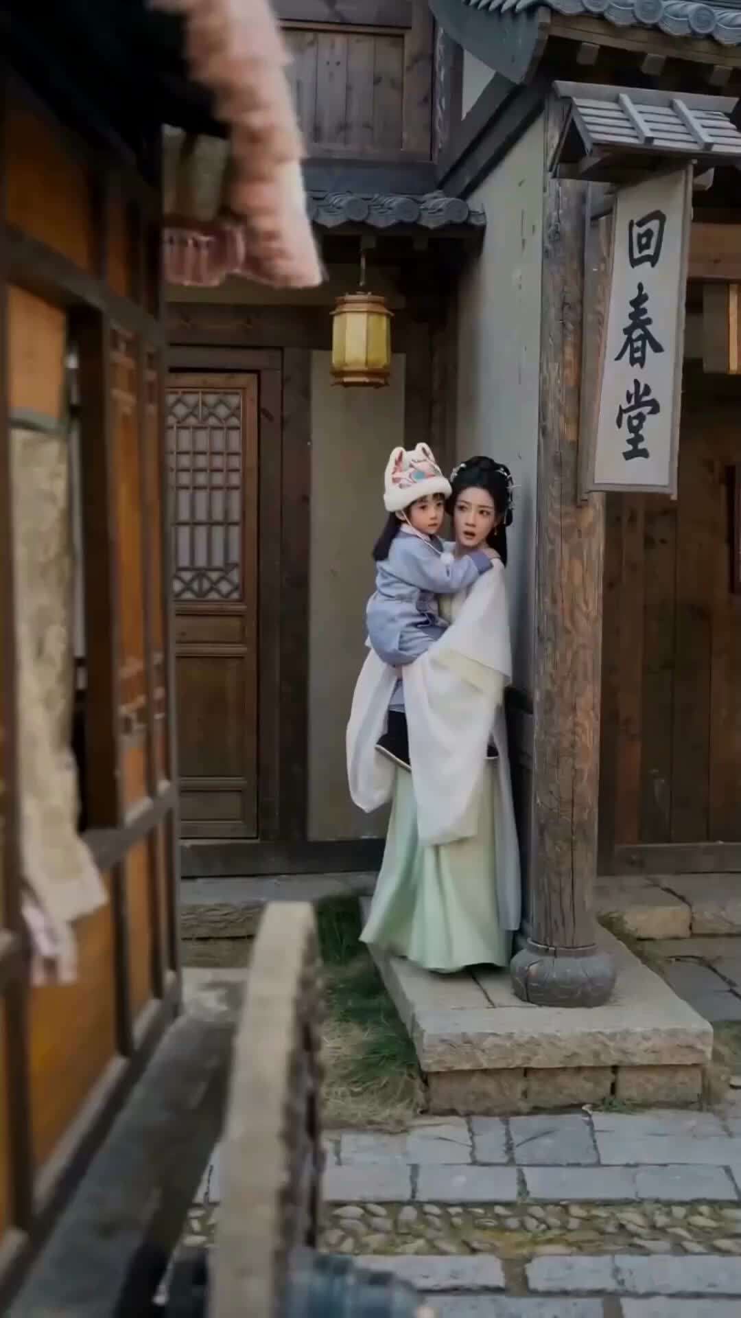 Episode 5 - The Wolf King’s Runaway Queen