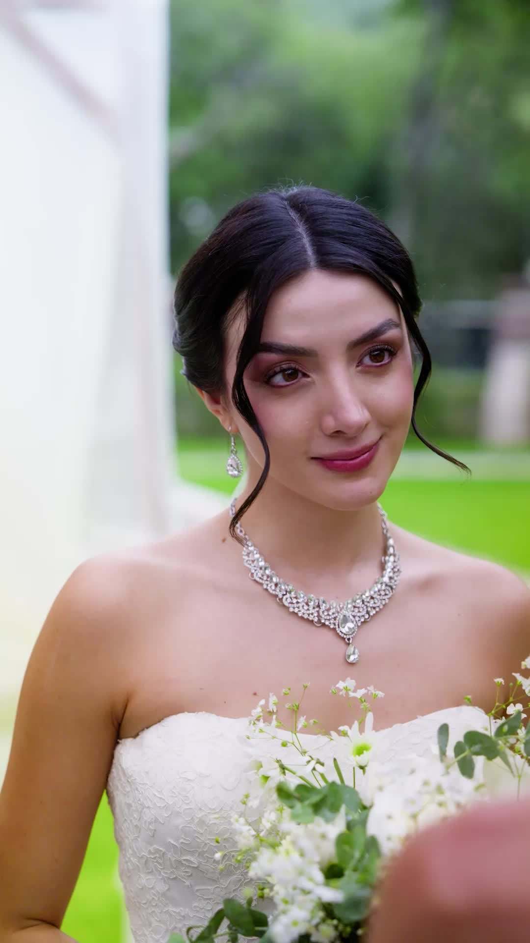 Trailer - My Fake Husband Is Dangerous