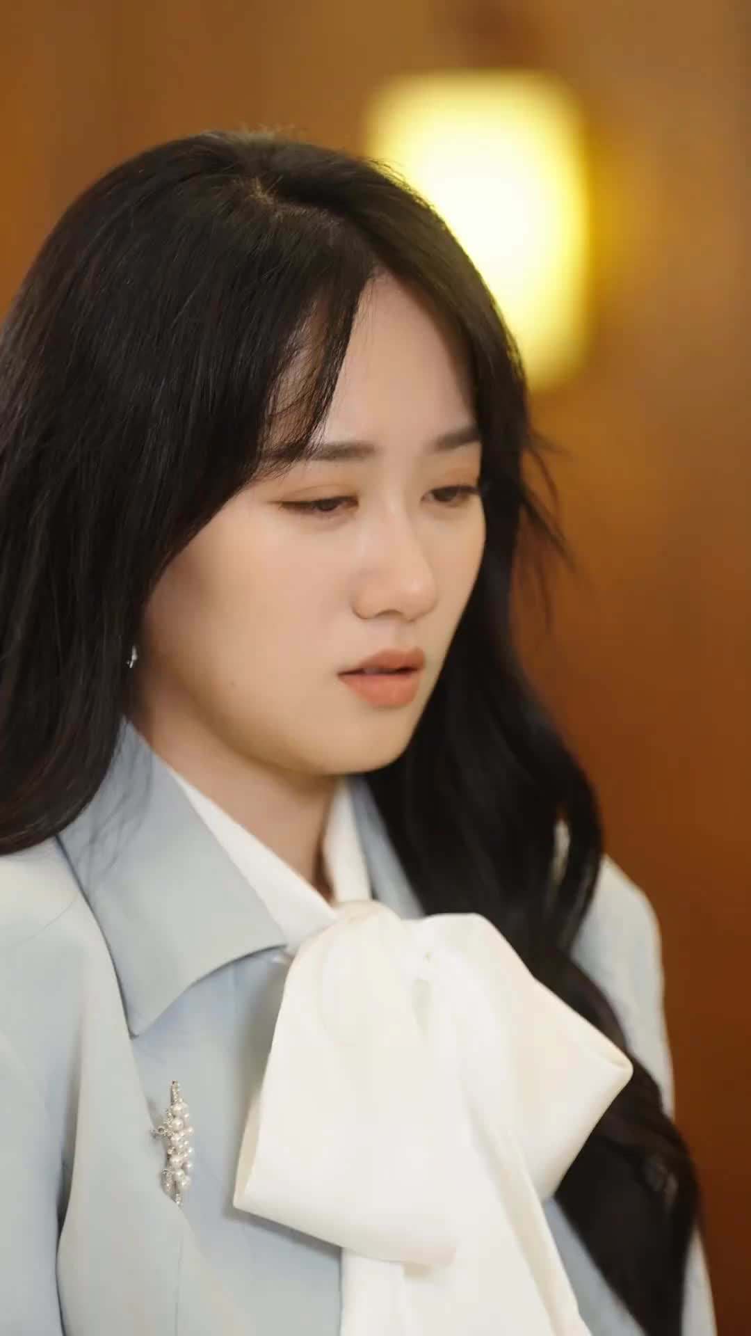 Episode 10 - The Waiter I Married is a Big Shot