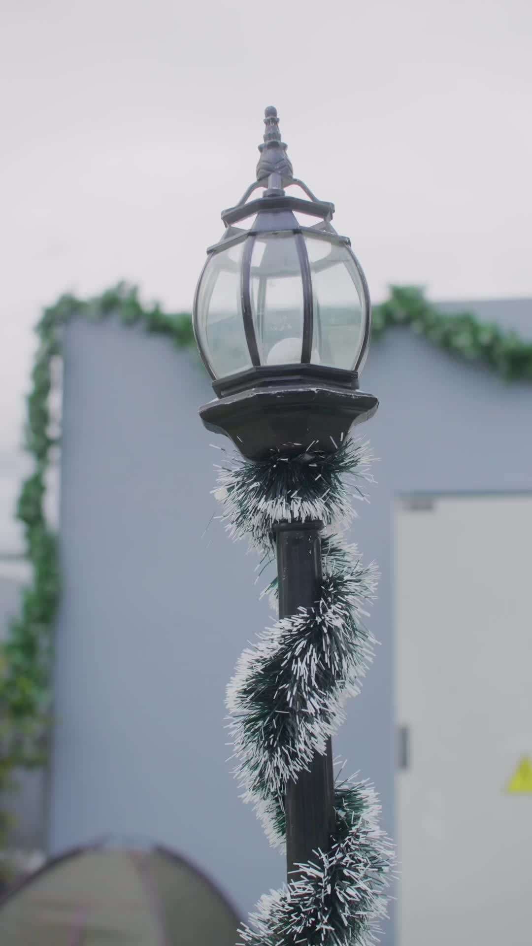 Episódio 1 - Natal Inesperado: Casada com um Mendigo Milionário