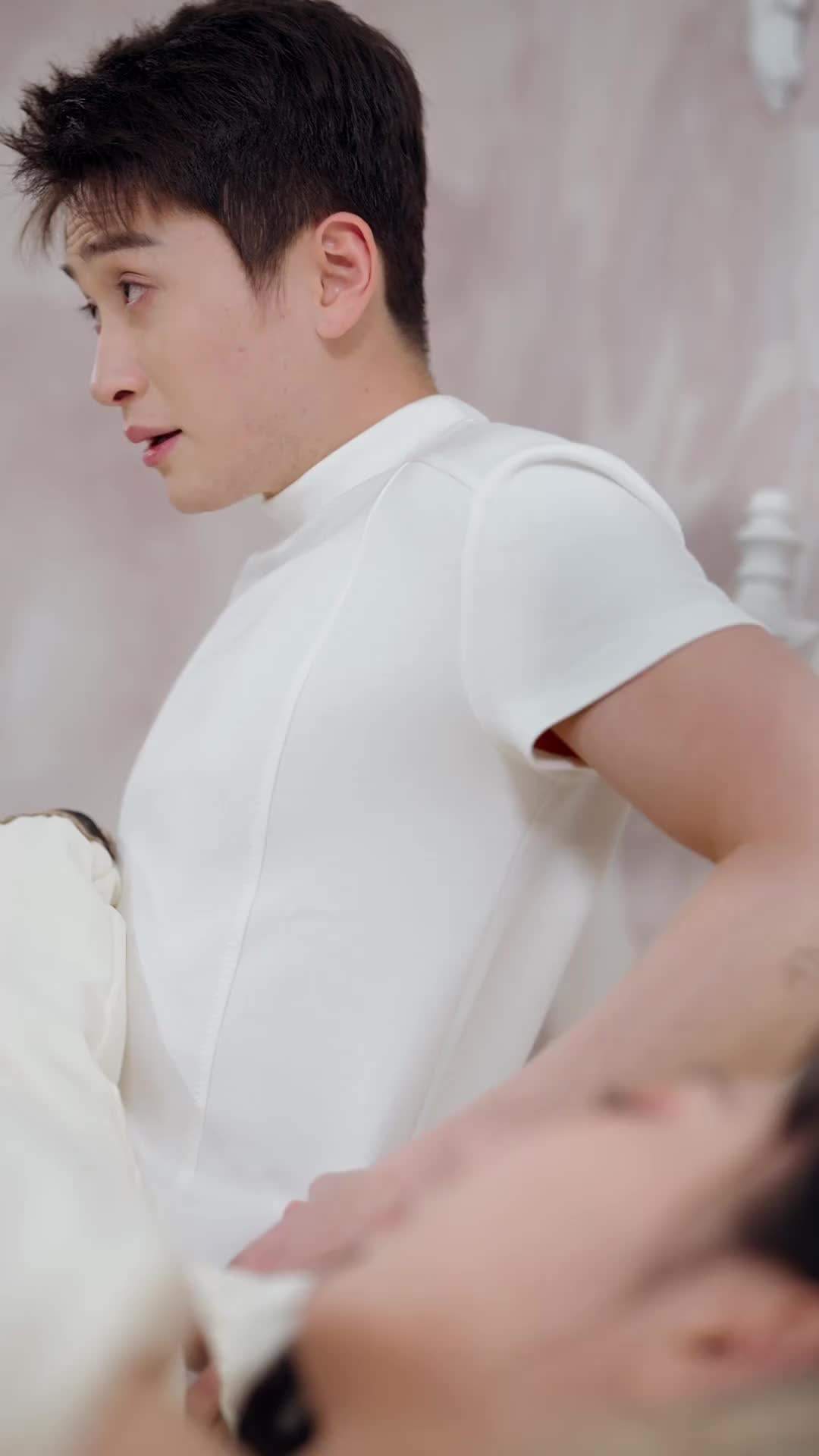 Episode 12 - Invincible Down The Hill