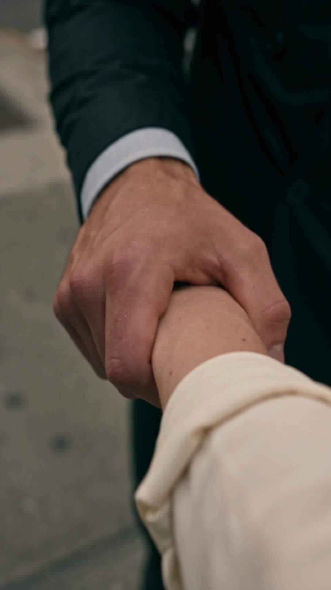 エピソード20 - 结婚式で彼に平手打ちされた