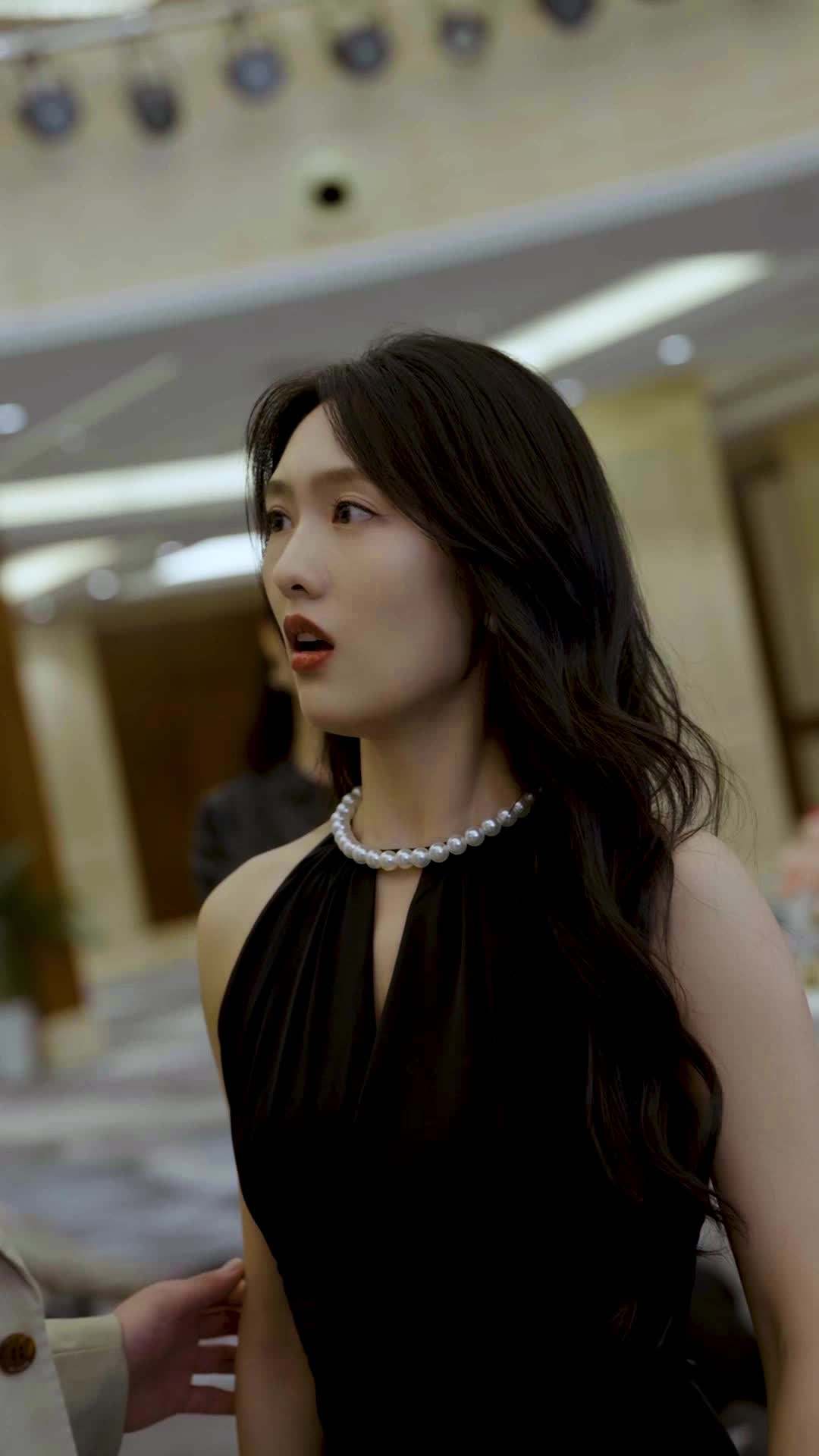 Episode 80 - One Wild Night: The Beautiful CEO Shows Up with Our Baby