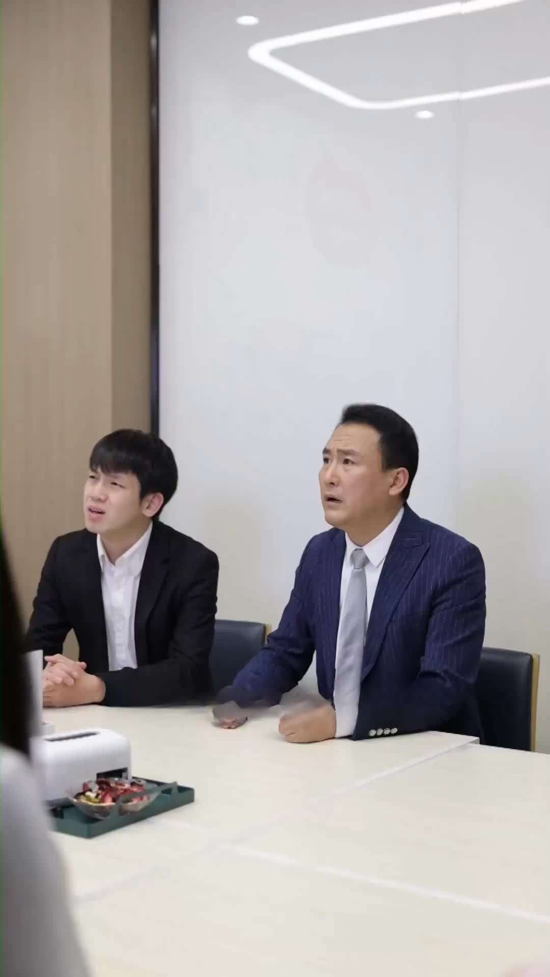 에피소드 52 - 나쁜 남자 보디가드와 그의 멋진 CEO 아내