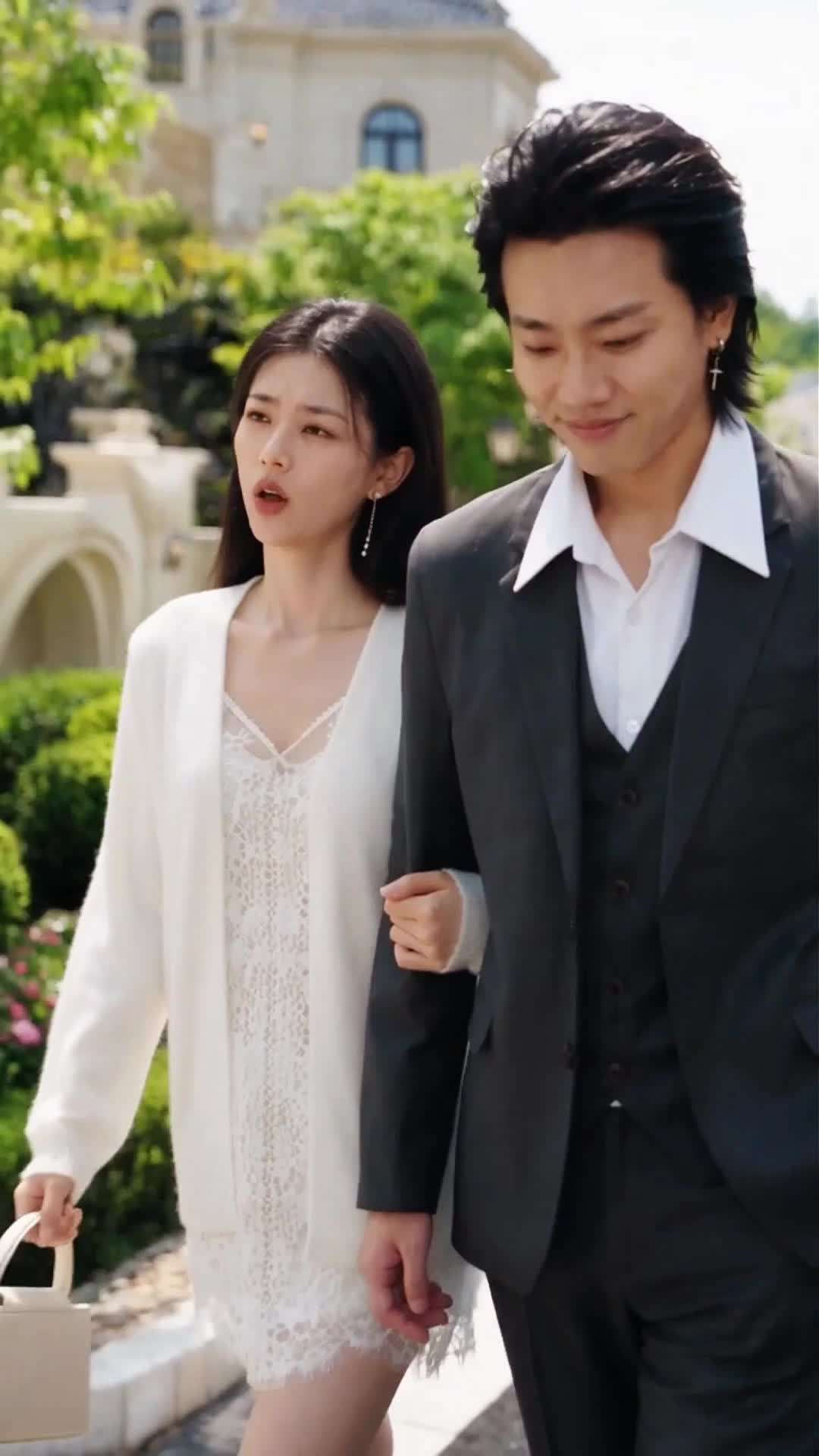 에피소드 10 - 돈으로 다 살 수 없다고? 돈이 모자란 거겠지