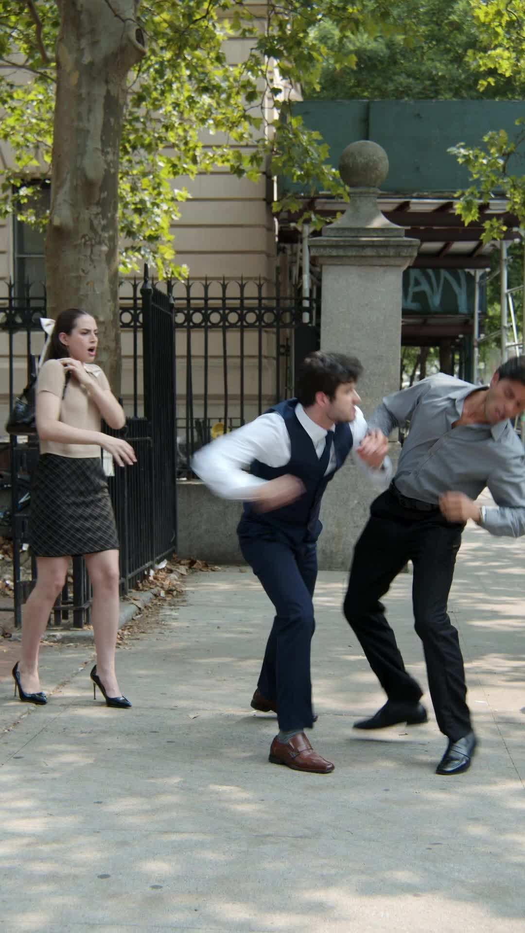Episodio 53 - Tres hermanos me miman