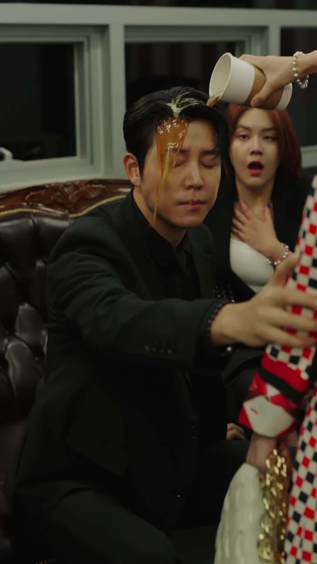 Episode 7 - The Most Painful Kiss in the World
