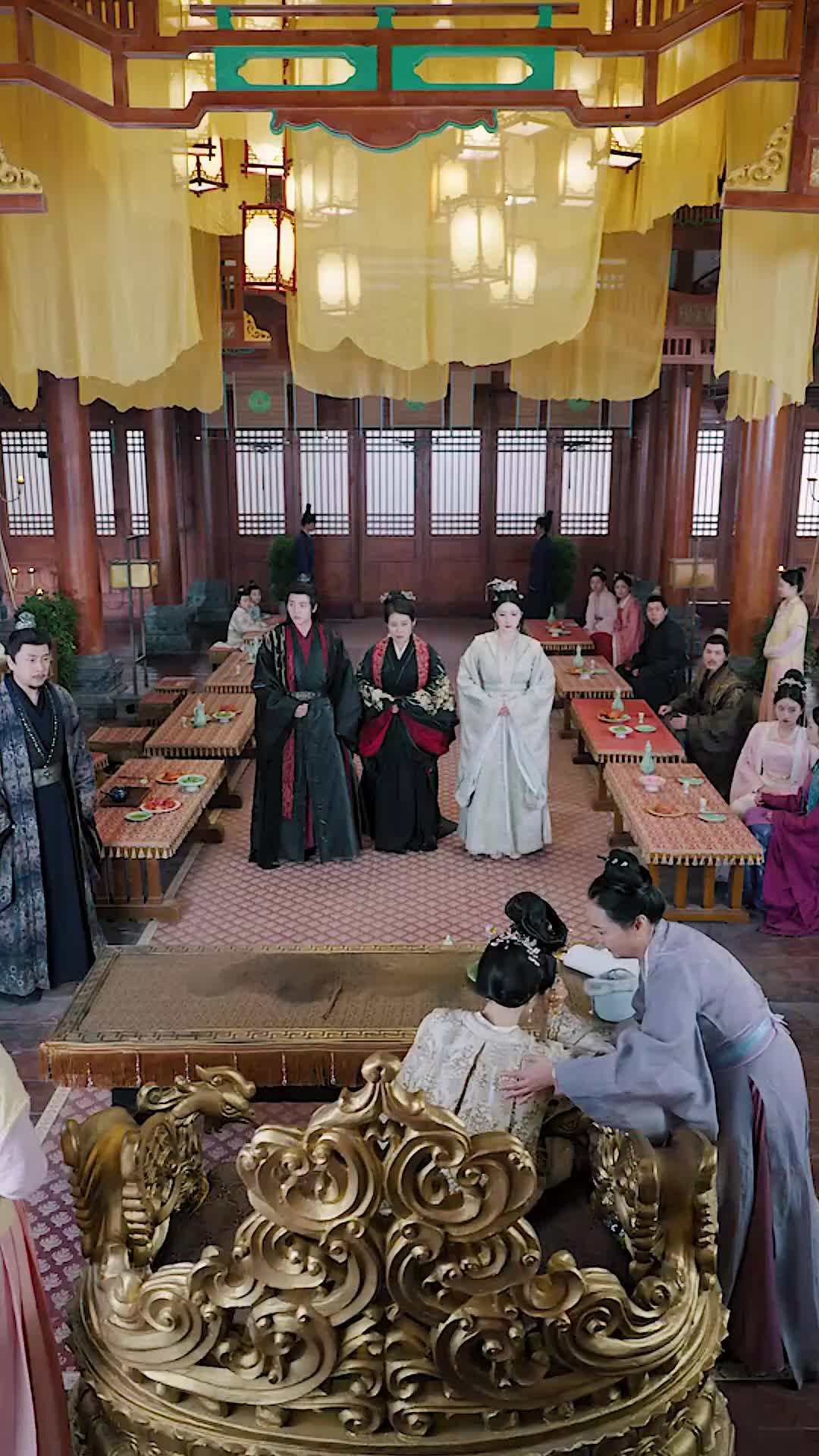 Episode 51 - Ex Left for Gold, She Married the Throne