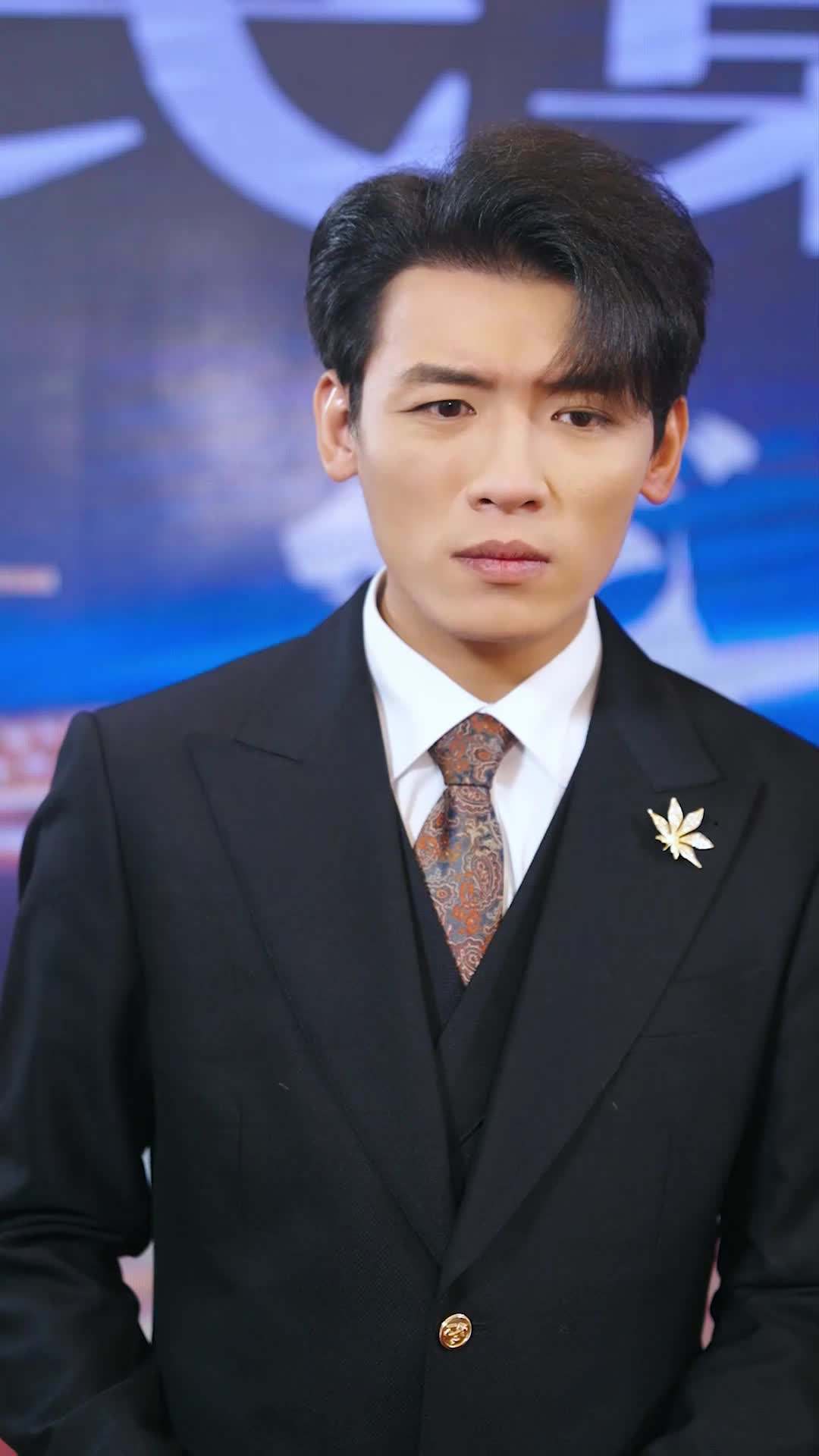 エピソード60 - 配管工から相続人、 そして秘密の彼氏