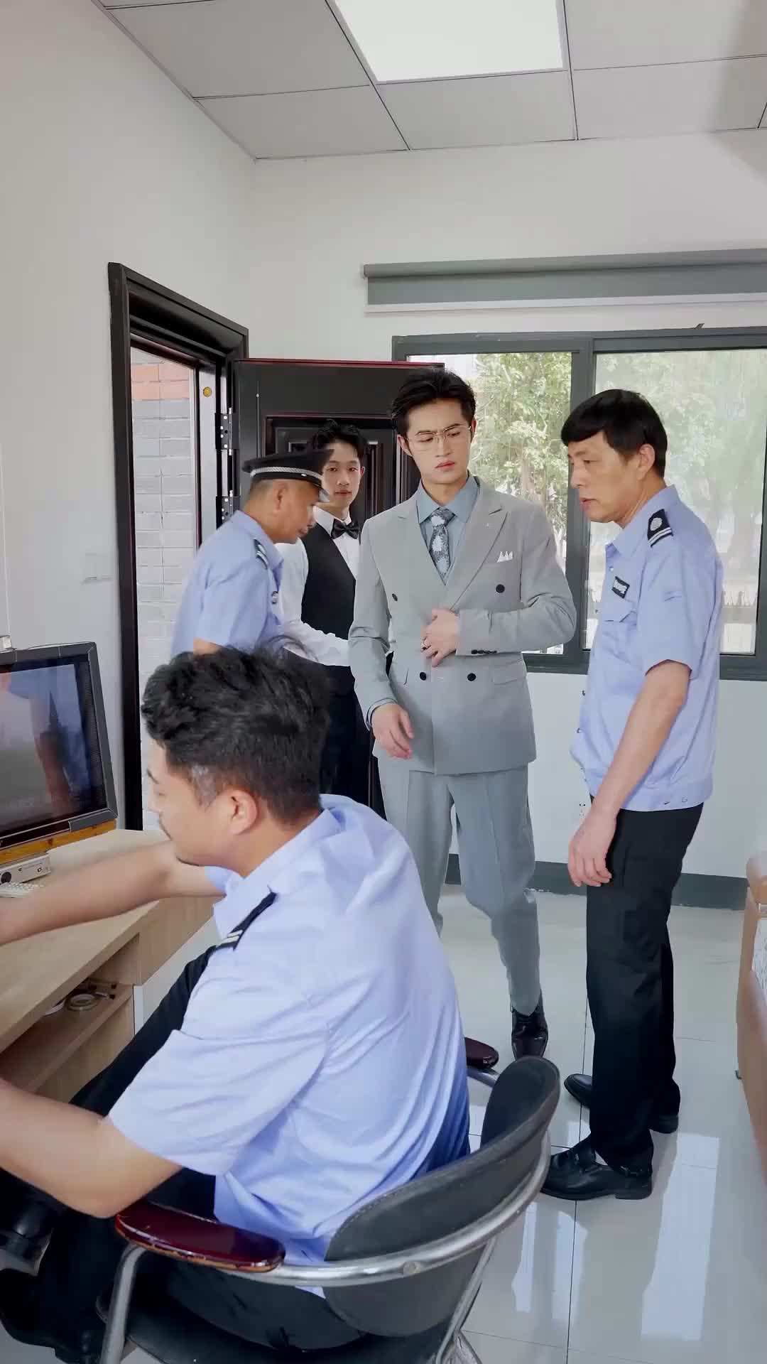 에피소드 3 - 나의 억만장자 경비원 아빠