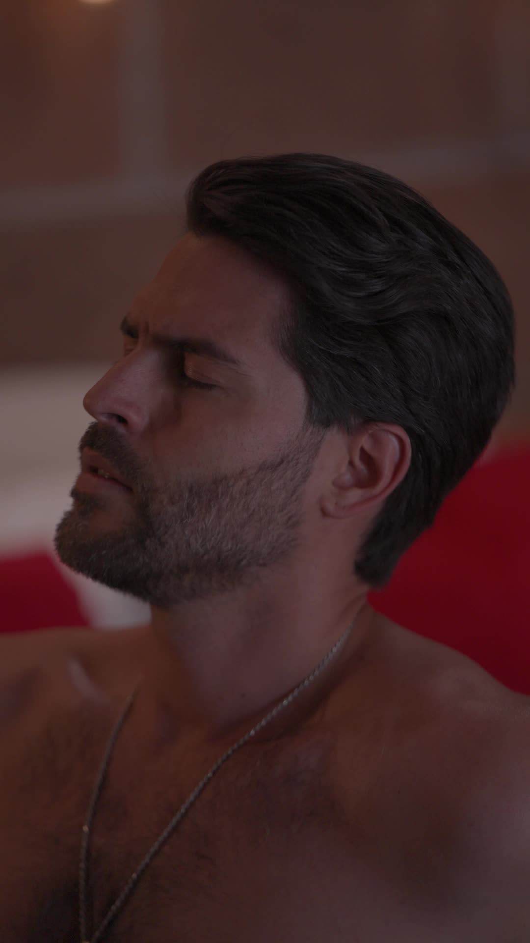 Episodio 13 - Cómo Enamorar A Un DILF