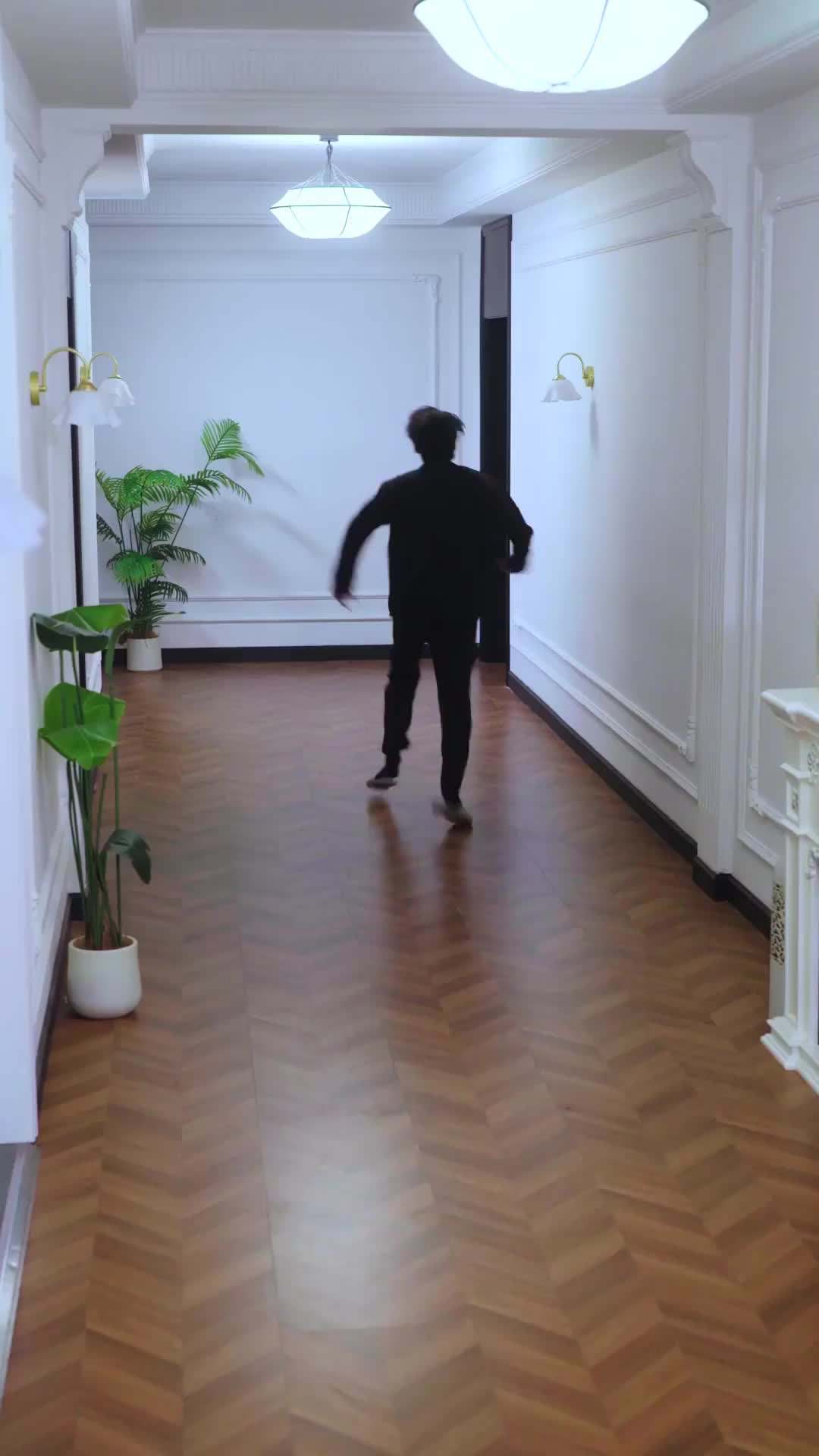 Episode 15 - Saat Dia Berlutut, Aku Memilih Tahta