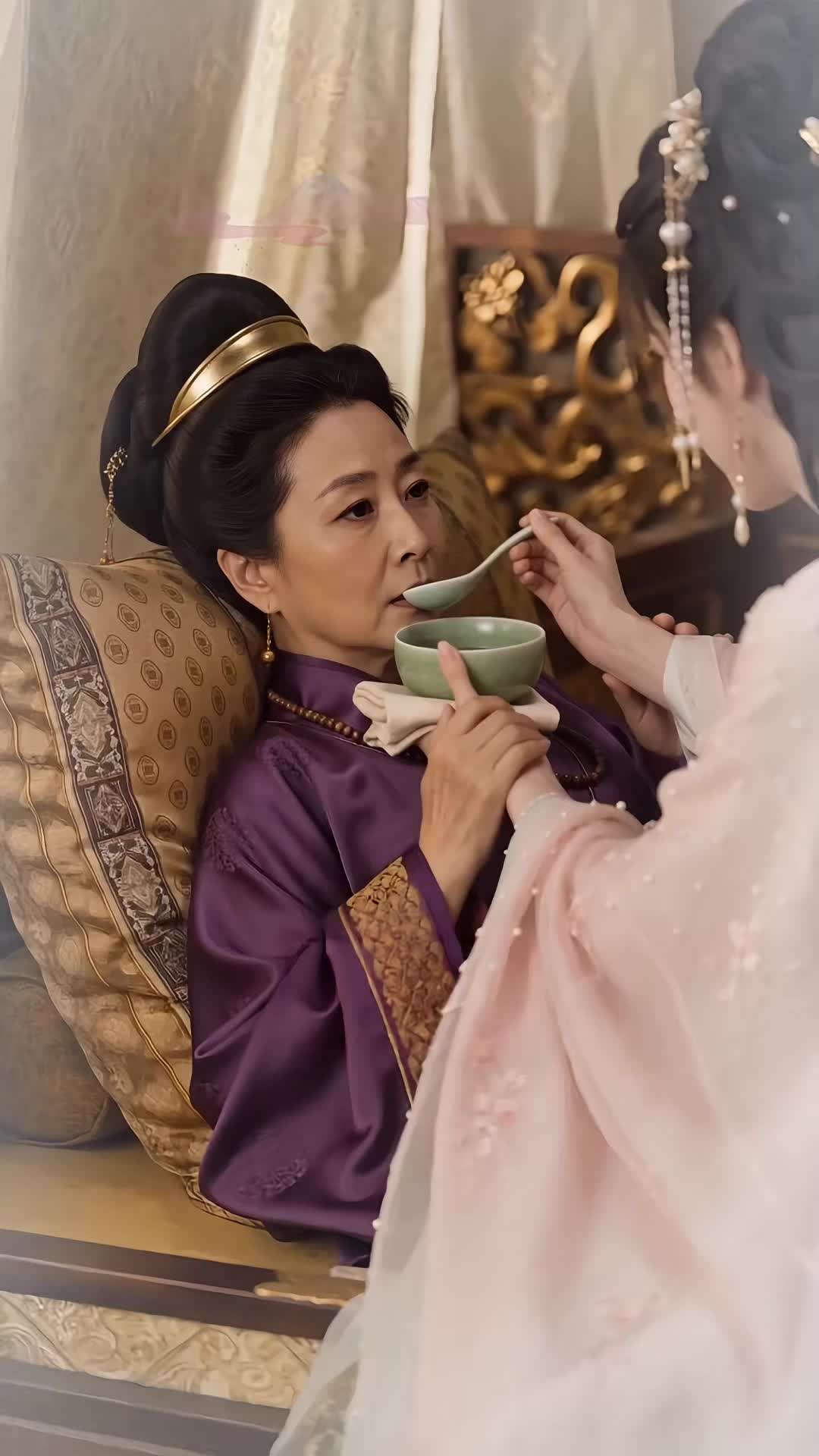 에피소드 15 - 폐하, 귀비는 현대에 있습니다