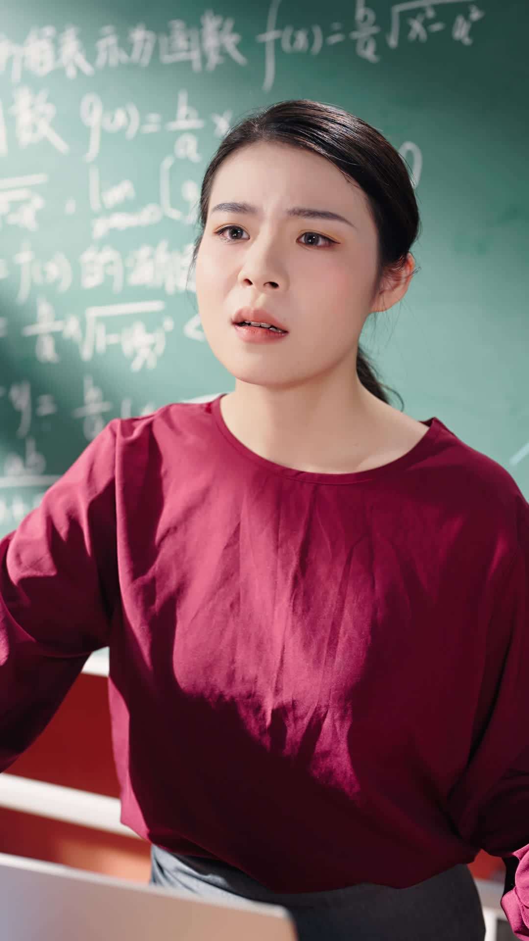 Episode 8 - The Heiress's PhD Boyfriend