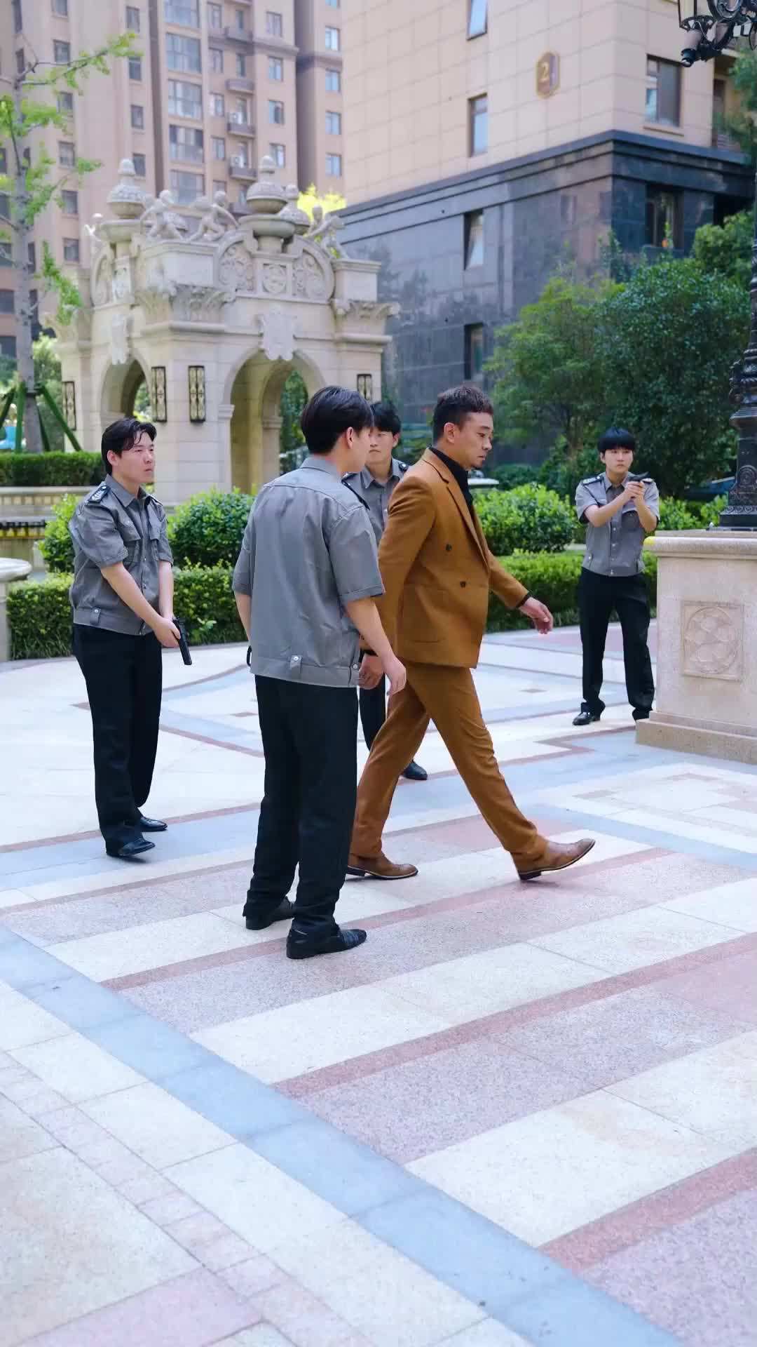 에피소드 10 - 가짜 전신: 용장의 귀환
