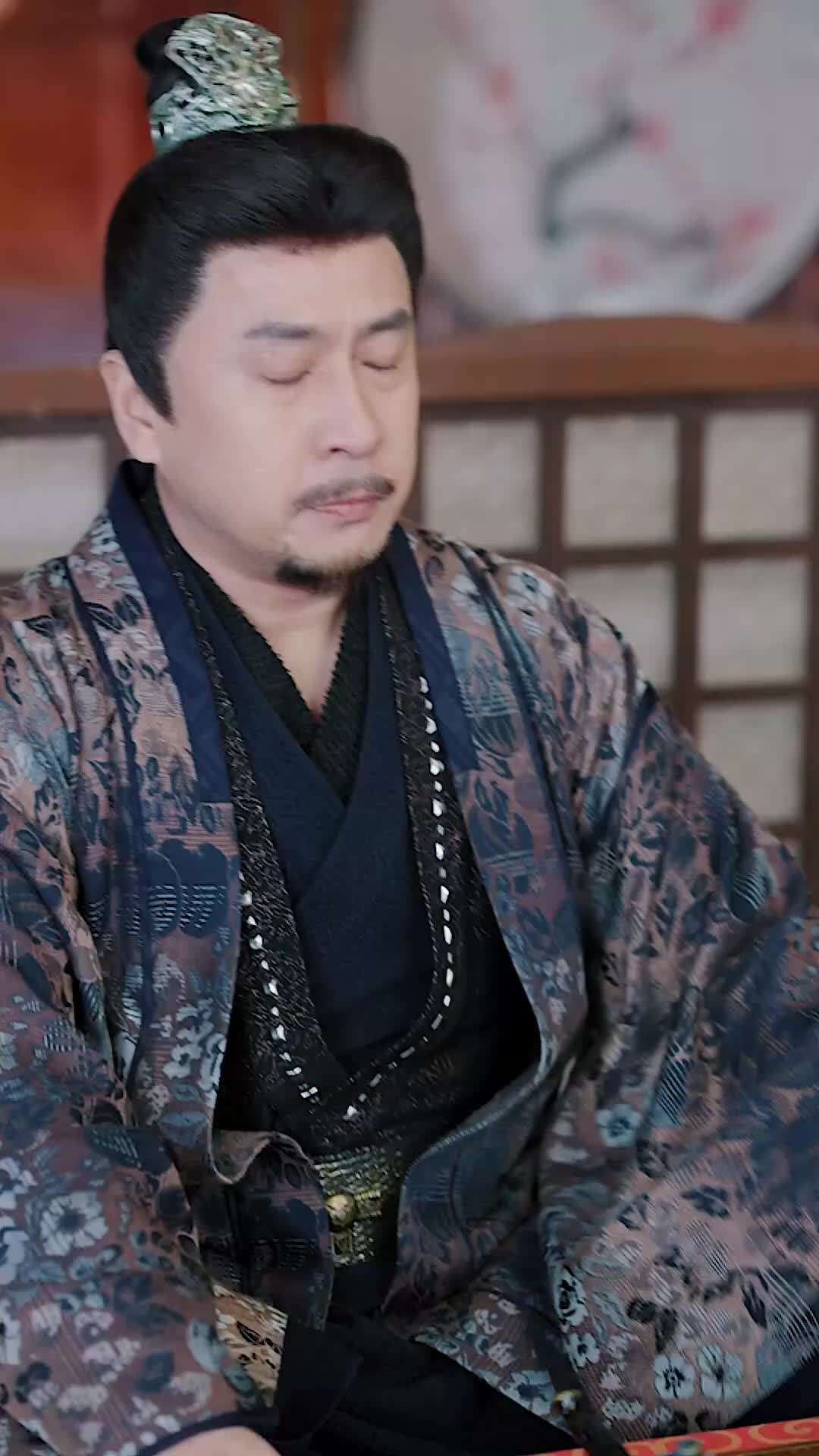 Episode 52 - Ex Left for Gold, She Married the Throne