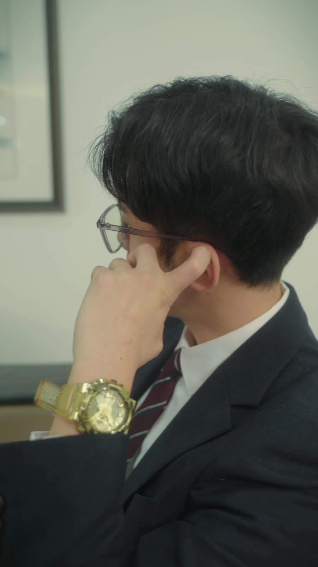 Episode 43 - My CEO Dad Chasing My Mom Back