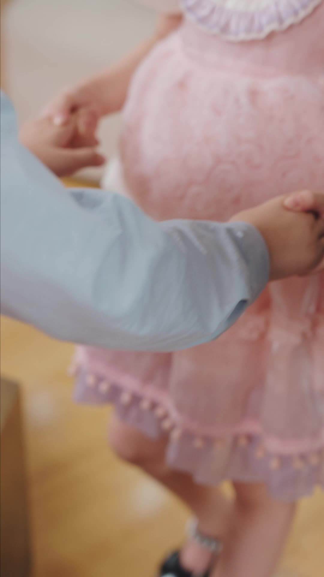 Episode 16 - After Cutting Ties, the Genius Baby Triumphs for Mom
