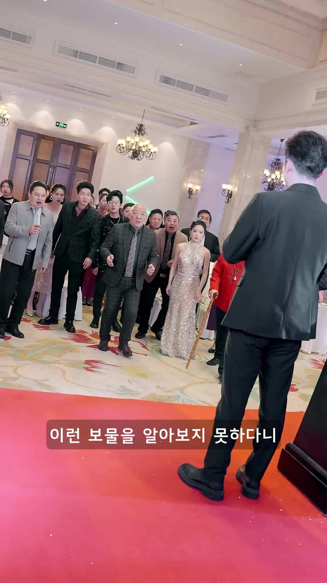 에피소드 36 - 톱스타 새로운 인생의 시작