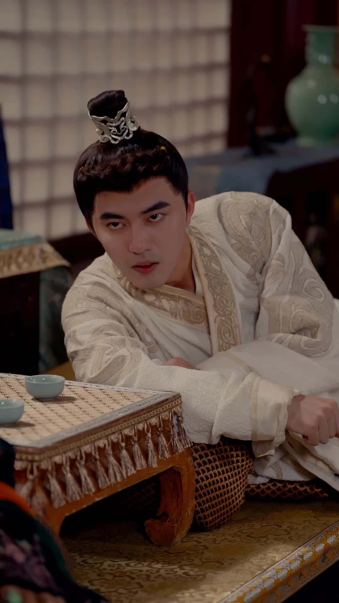 Episode 43 - Modern Emperor Who Speaks English