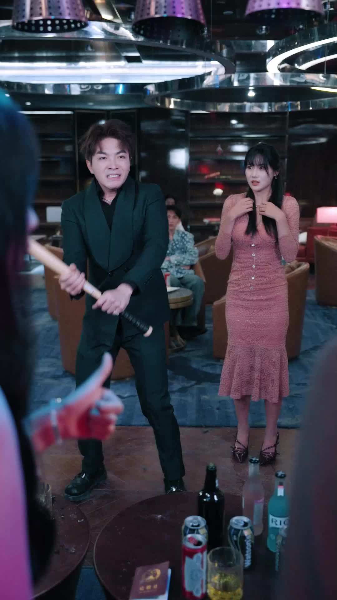 Episode 18 - Runaway Bride Fell For Him