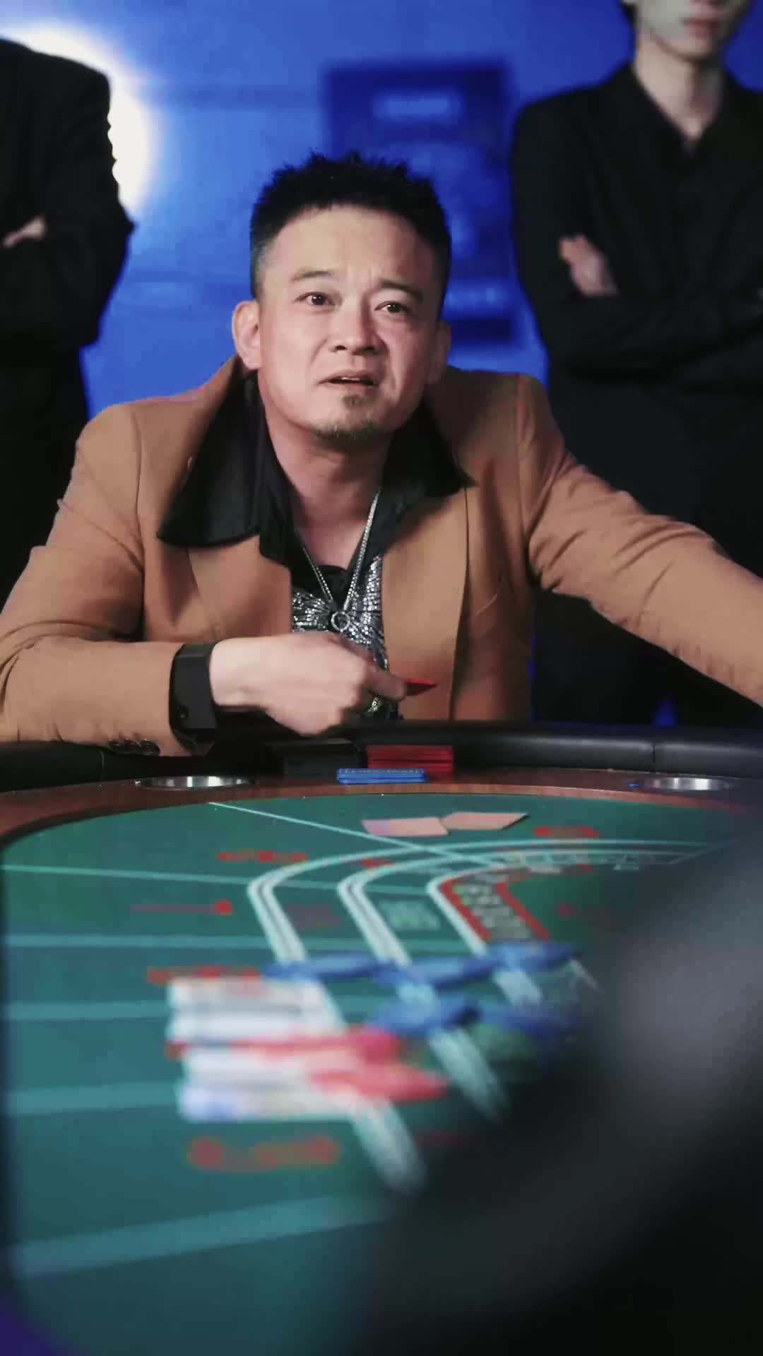 에피소드 54 - 주방에만 있는 무능력남이 타짜였다