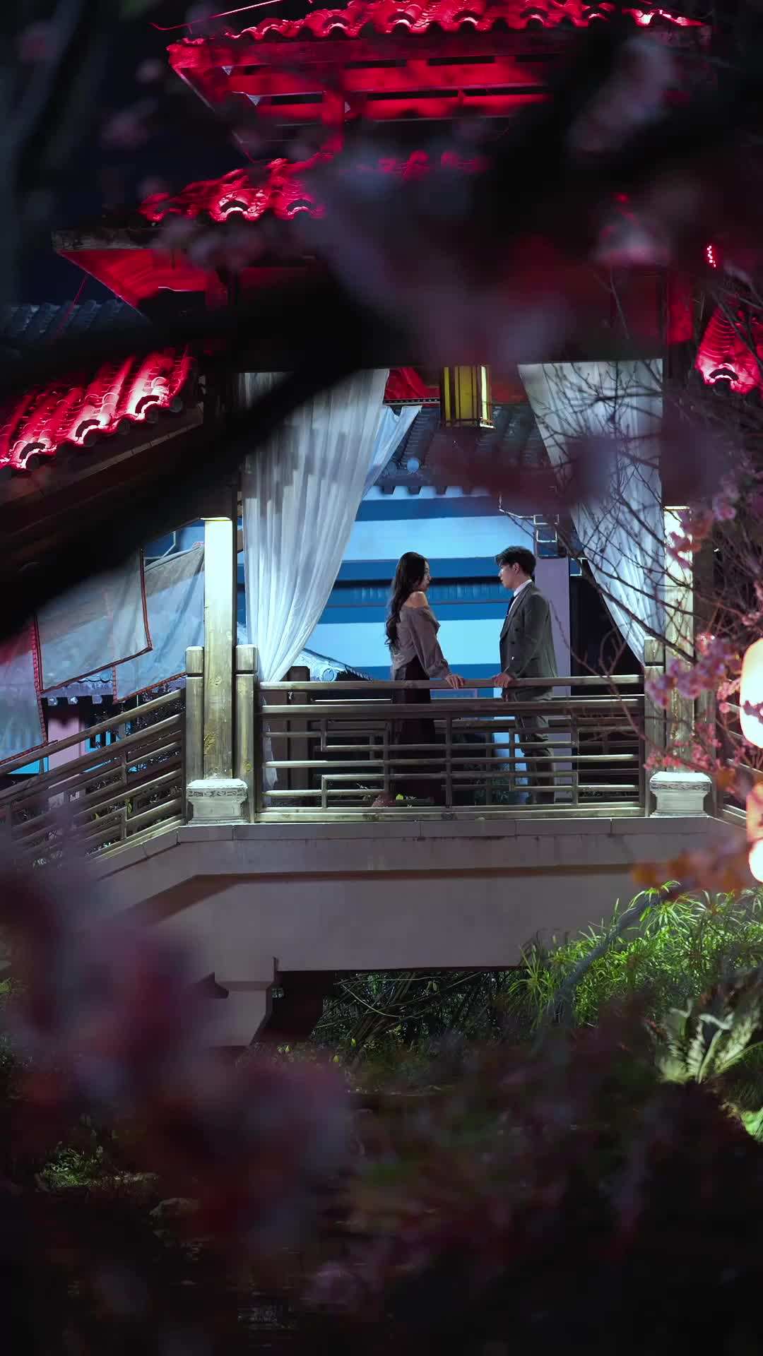 Episodio 28 - Farsa Falsa, Amor Real