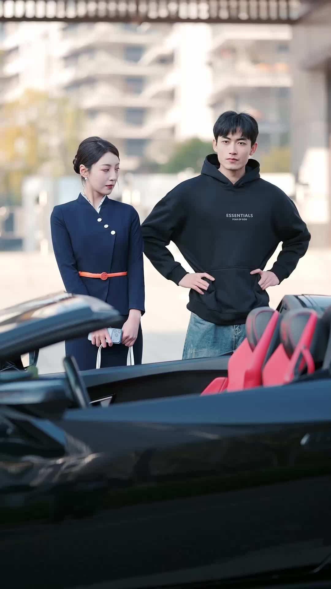 에피소드 8 - 이별하고 깨어난 시스템: 여성을 돕고 벼락부자 되기