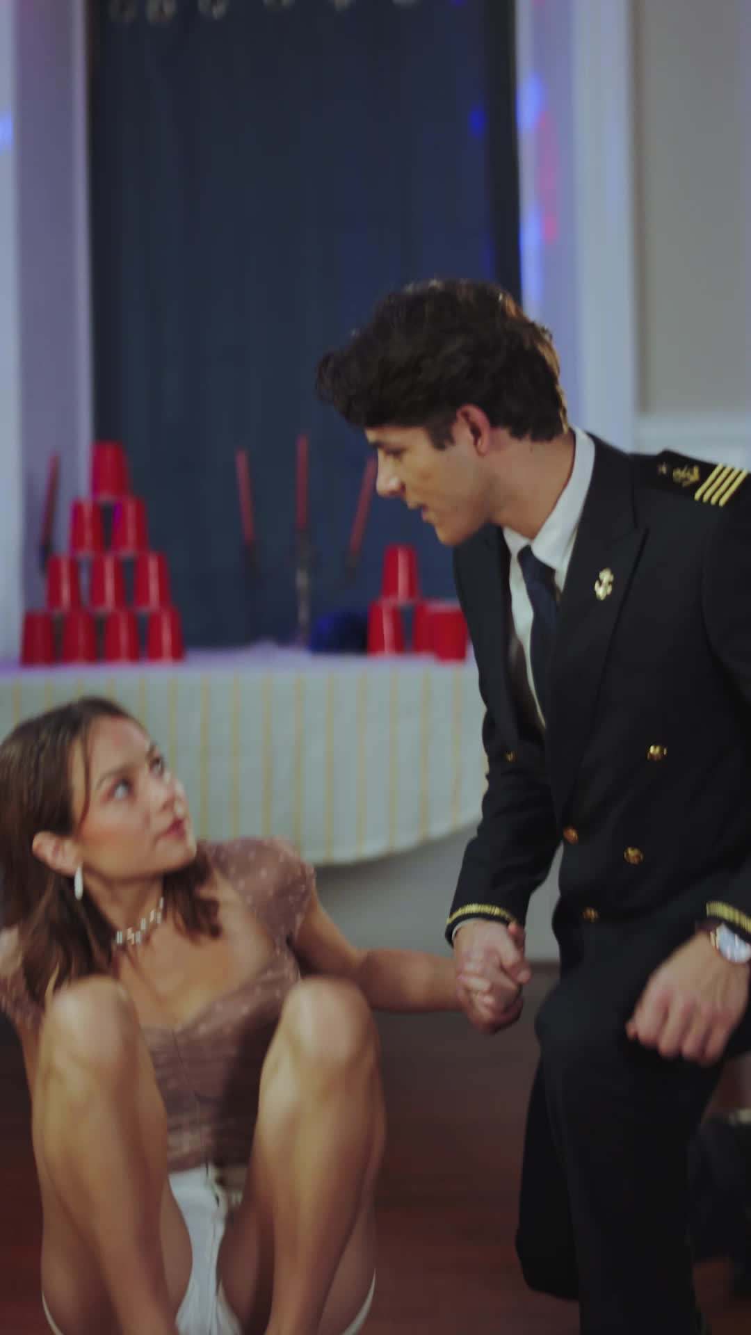 Episodio 9 - Il mio fratellastro è il mio ex?!