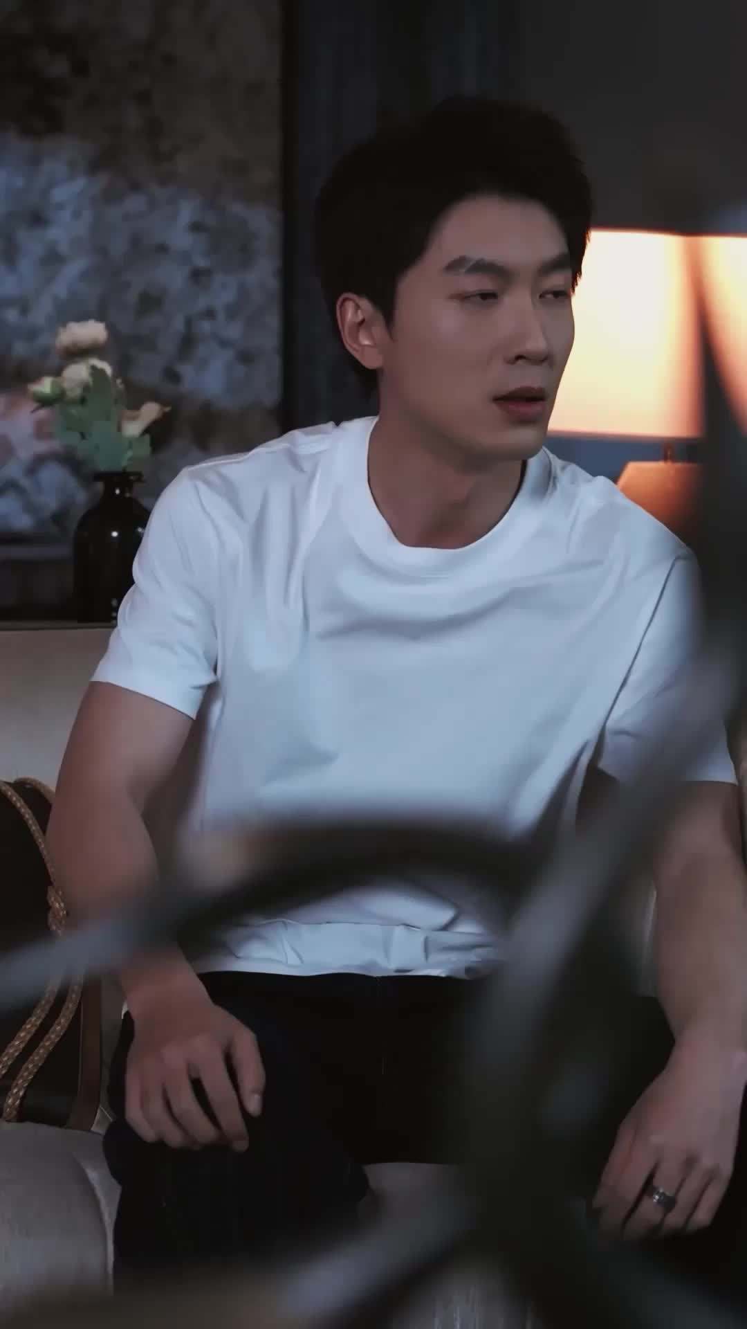 Episode 4 - My Househusband Is Gamble King