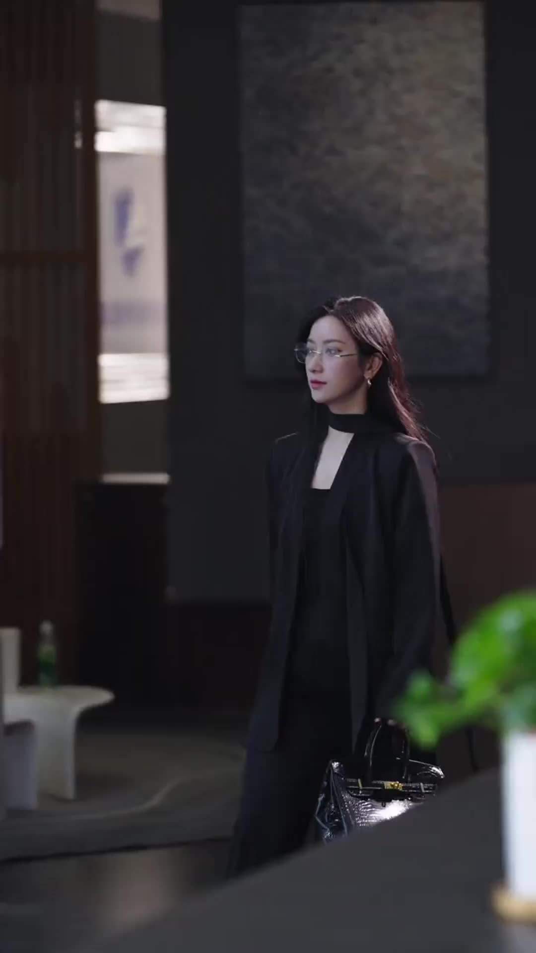 Episode 16 - After the Divorce, She Takes It All