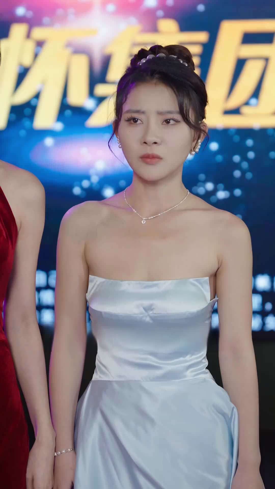 Episode 44 - Seems Like a Beauty Arrives