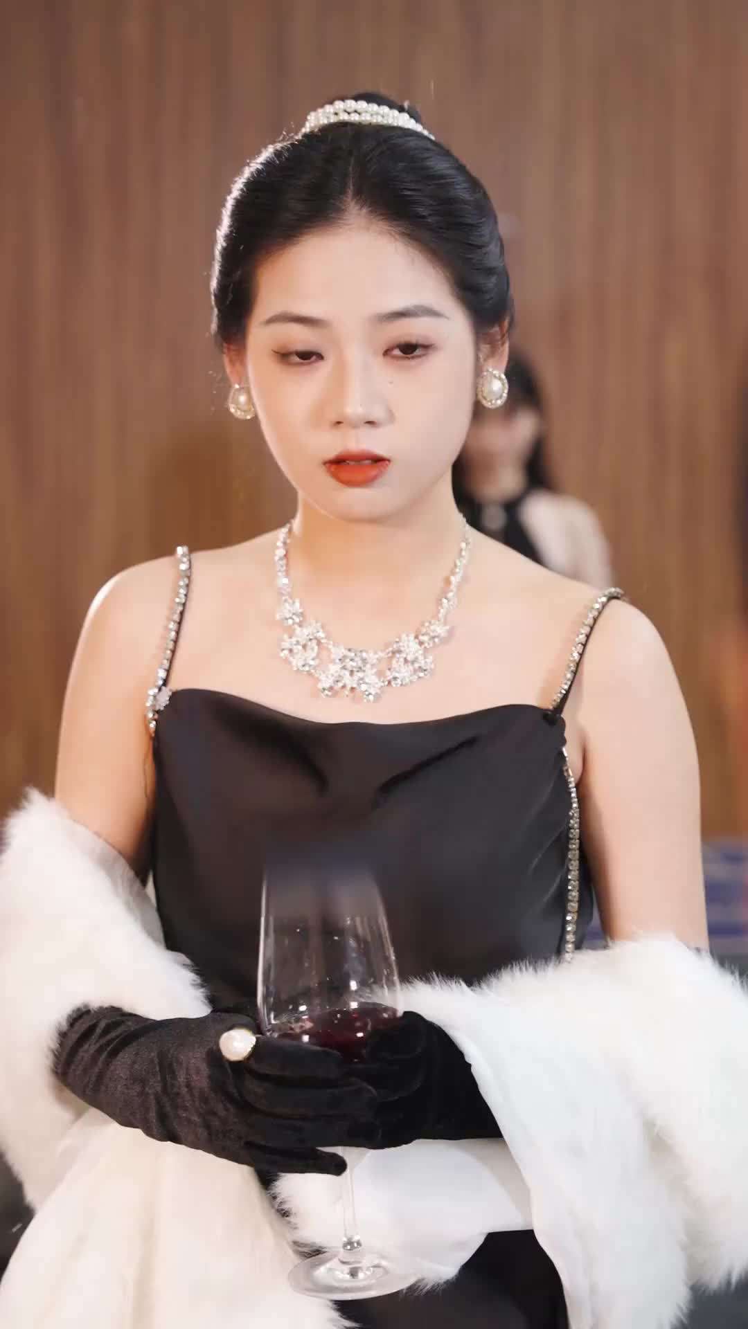 Episode 74 - Divorced and Now a Billionaire's Granddaughter