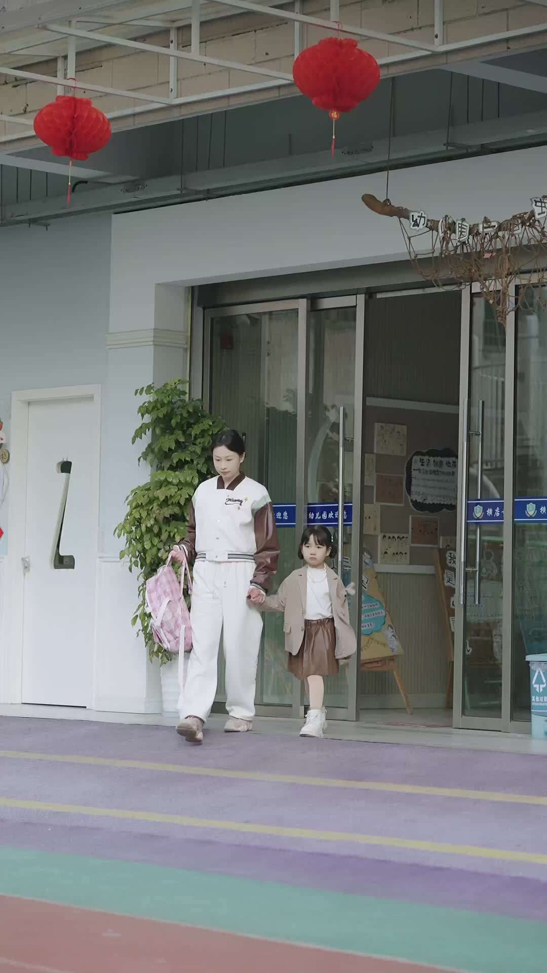 エピソード65 - 五年後、三つ子で 世界を驚かせる
