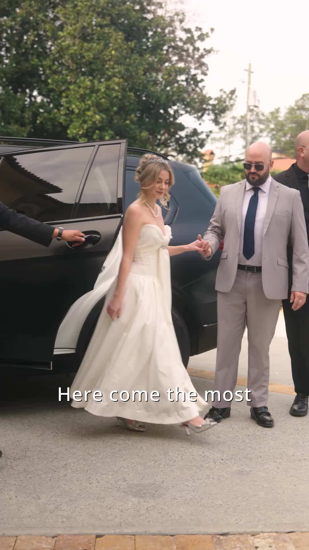 Trailer - The Heiress and Her Possessive Bodyguard