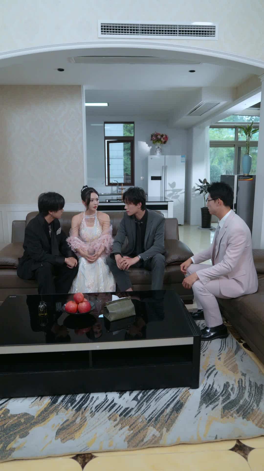 Episode 16 - The Heiress's Regret: Spoiled by Her Three Brothers
