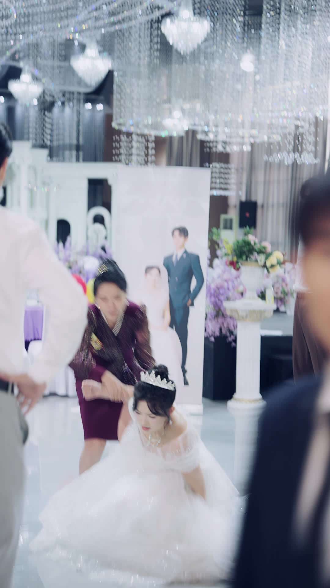 Episode 6 - On the Wedding Day