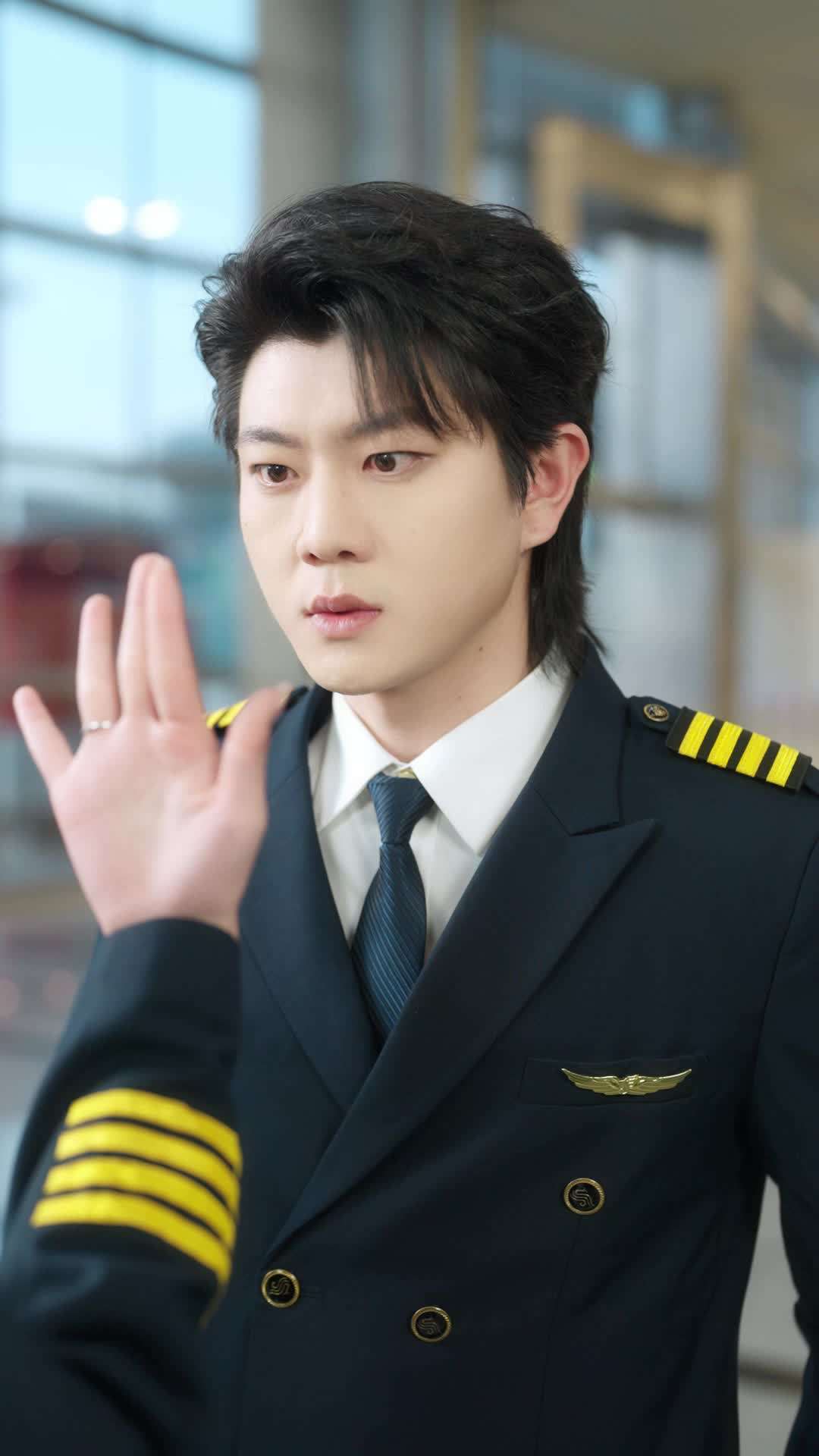 Episode 25 - Captain, Mayday for Love