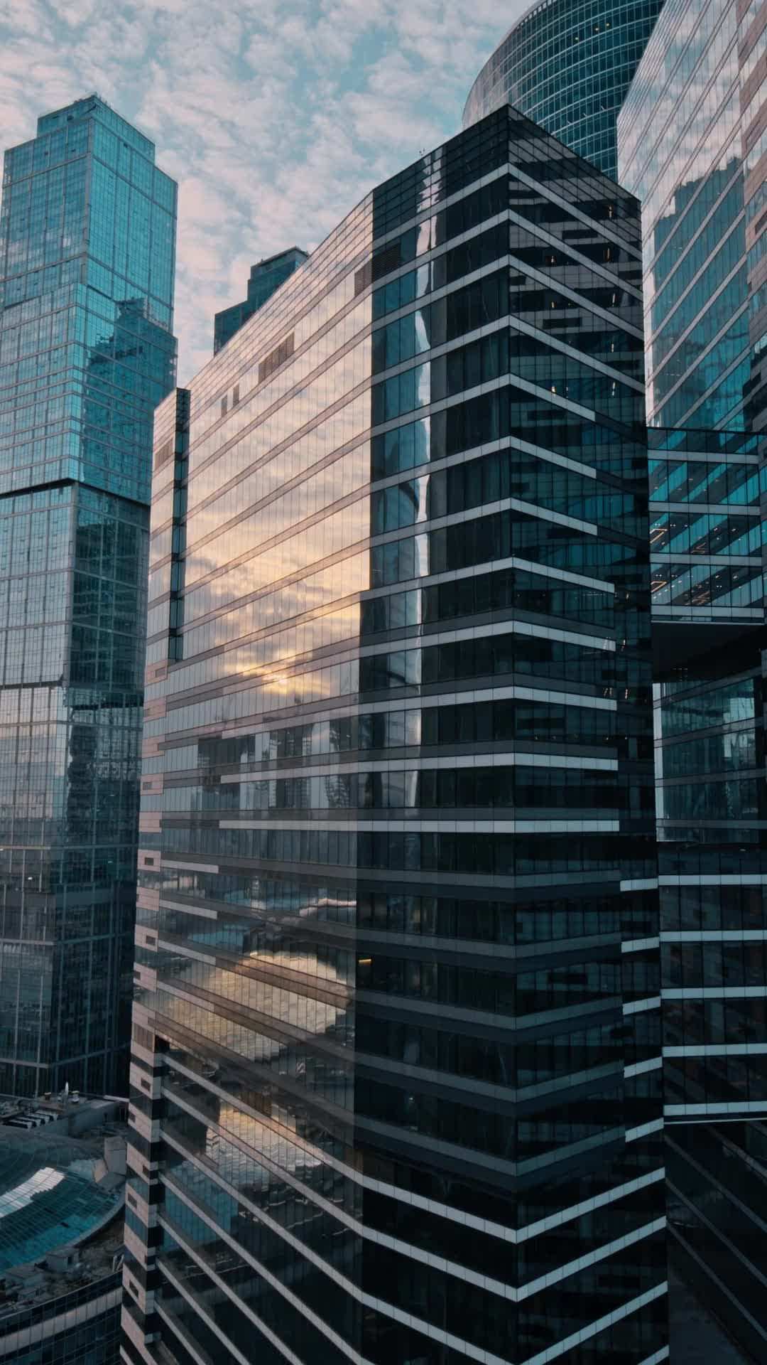 Episodio 1 - Giocare secondo le regole del miliardario