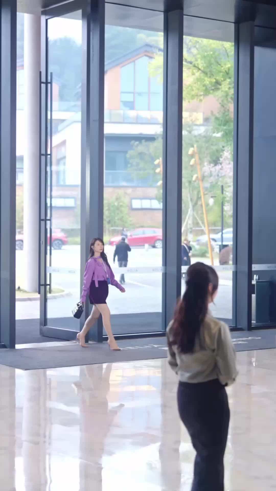 Episode 6 - Ding! CEO Hubby Online