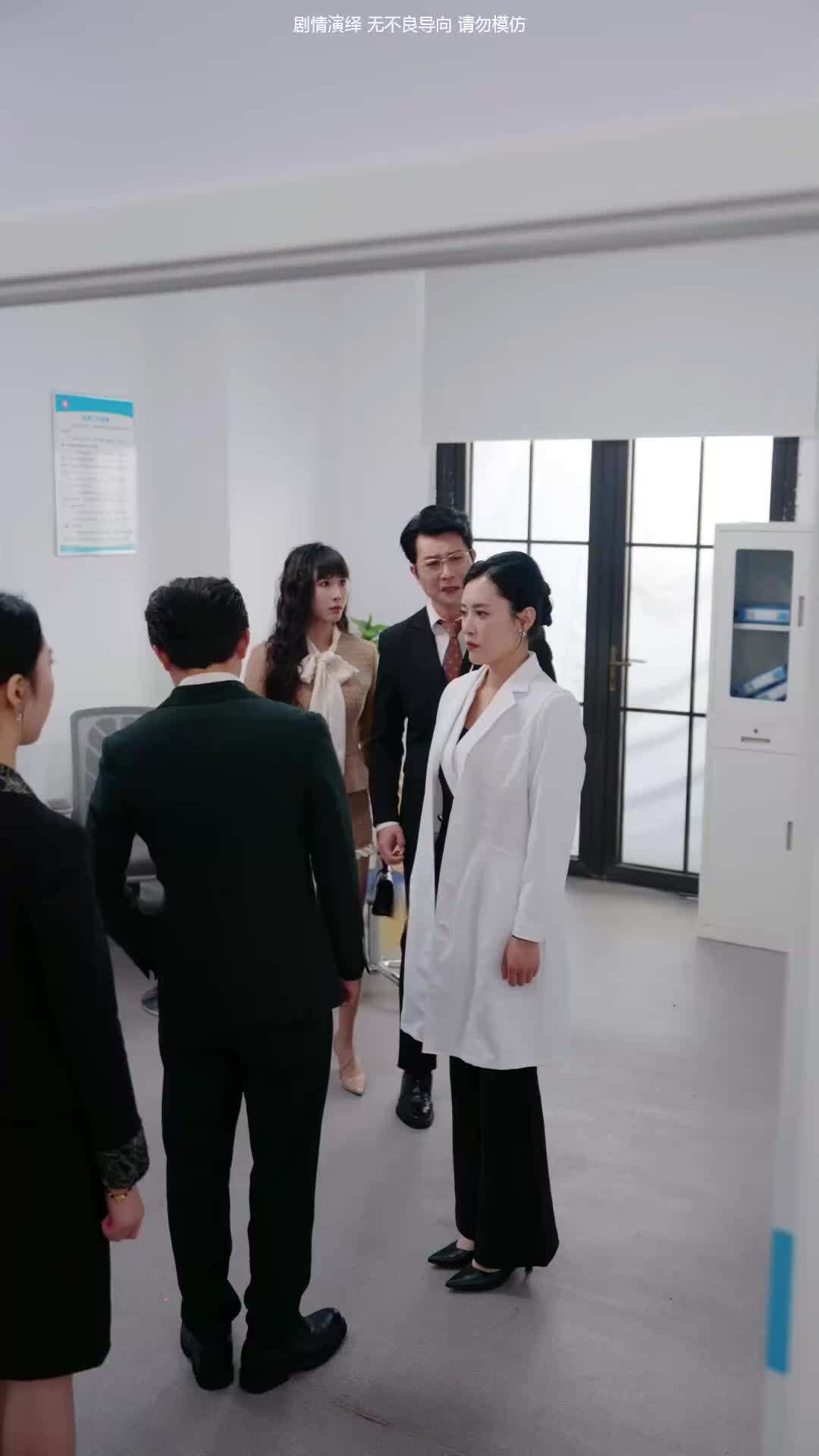 エピソード42 - 試着室で崩れた私の結婚生活