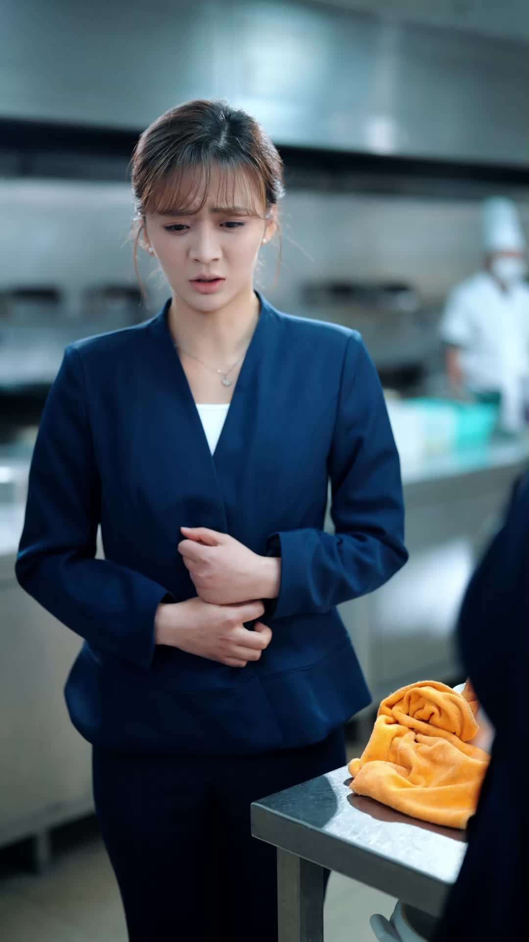 Episode 3 - Waitress Pregnant, CEO Fell in Love