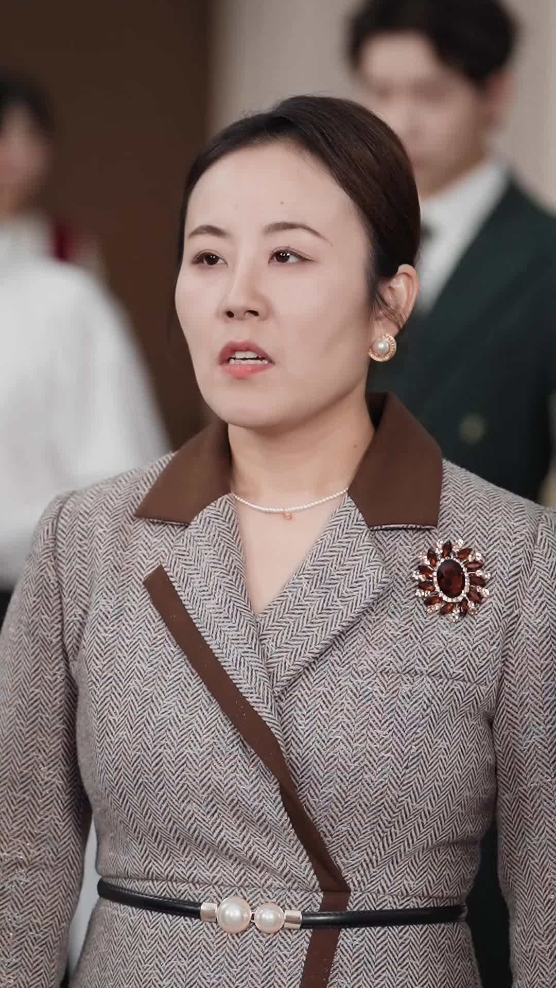 Episode 12 - My Backup Husband is a Tycoon