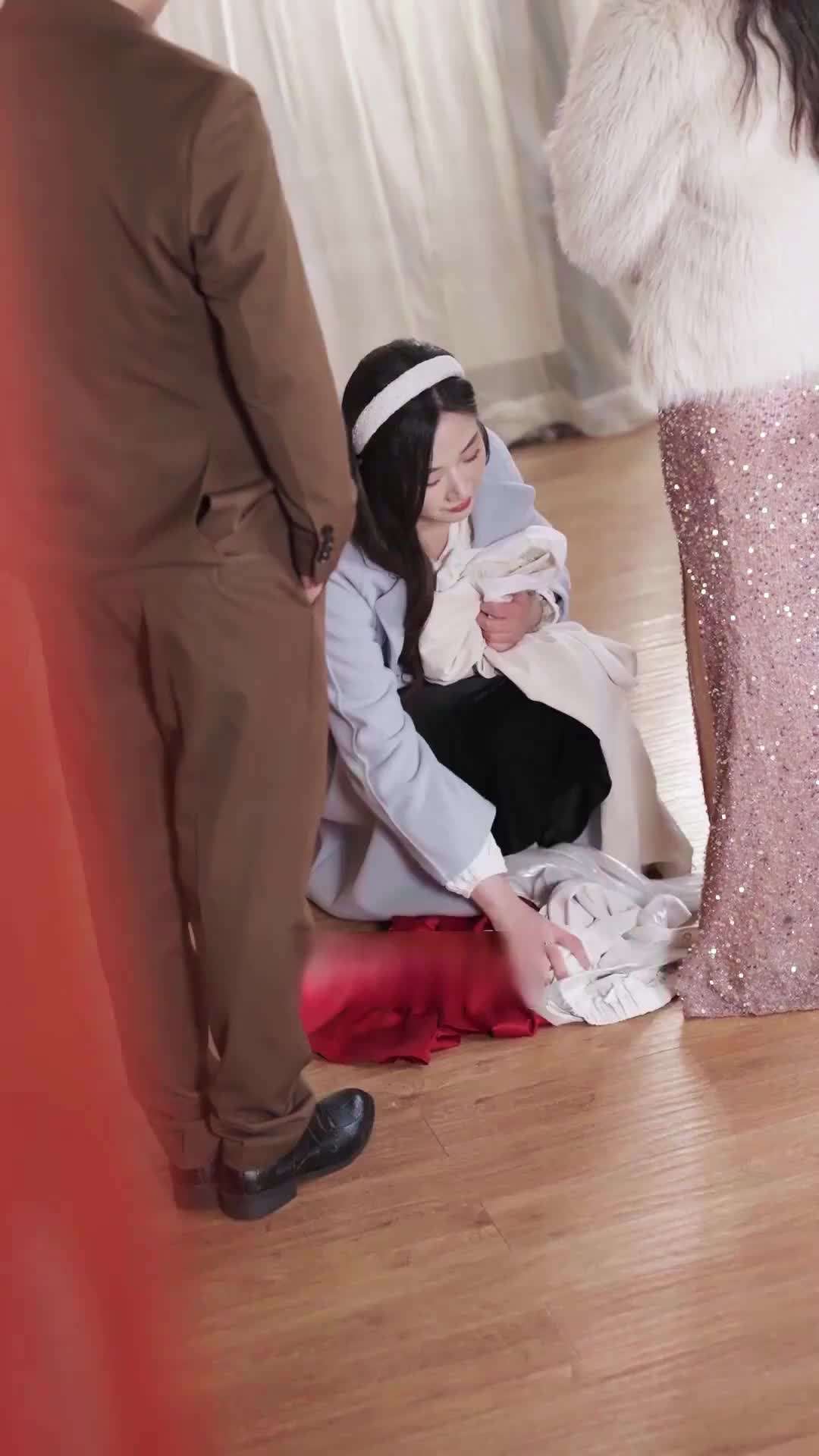 에피소드 3 - 쓰레기 남친을 버린 후, 세 시스콤 오빠를 찾았다