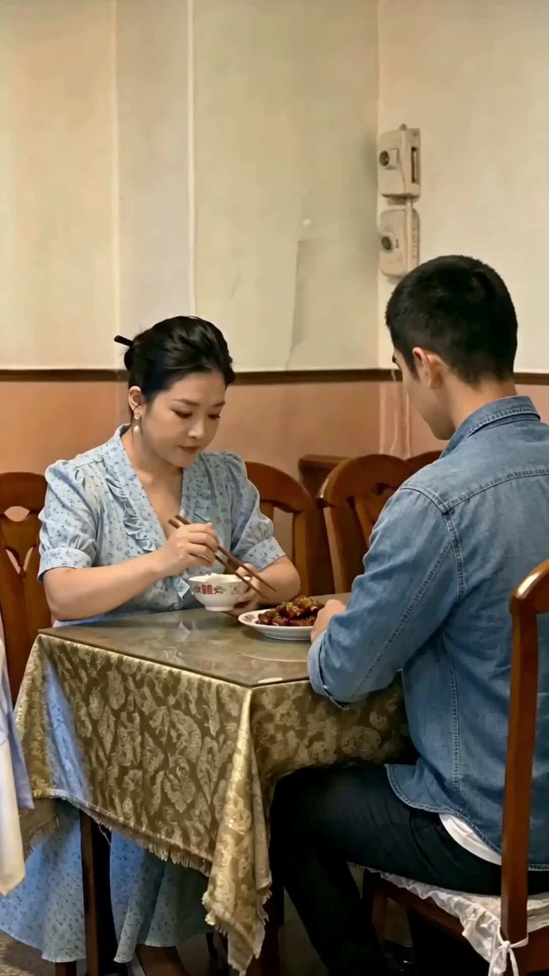 Episode 35 - Curvy Bloom, Sweet Surrender