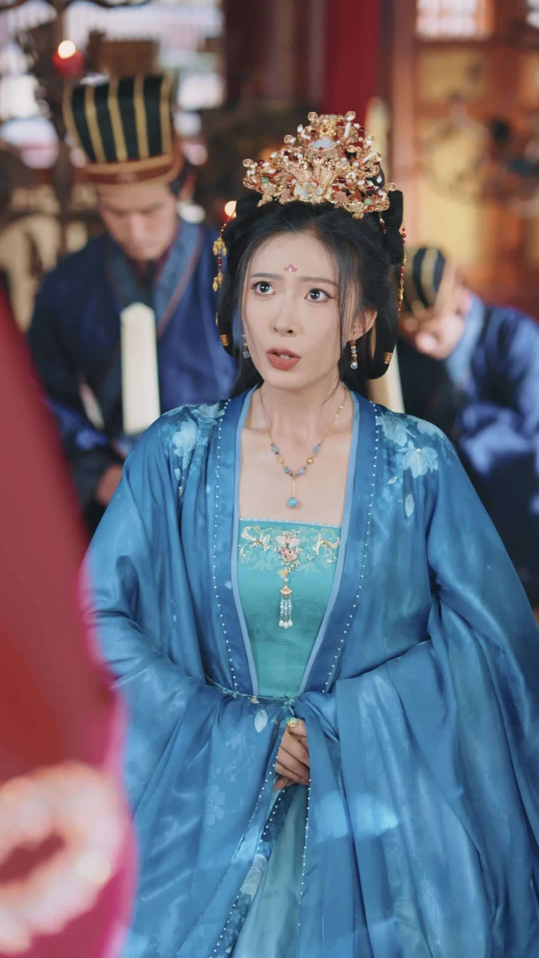 Episode 30 - The Bride Hides a Crown No One Sees