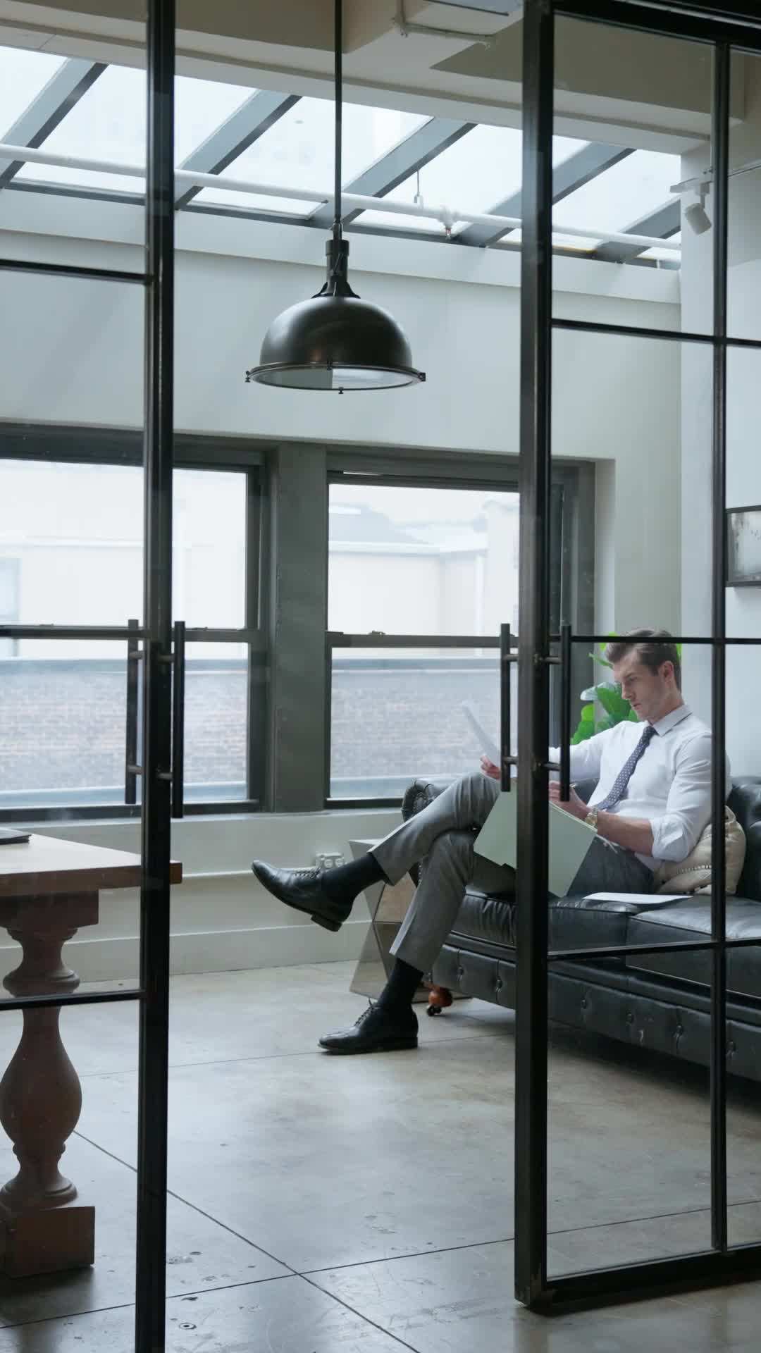 Episode 40 - Knight in Shining Suit
