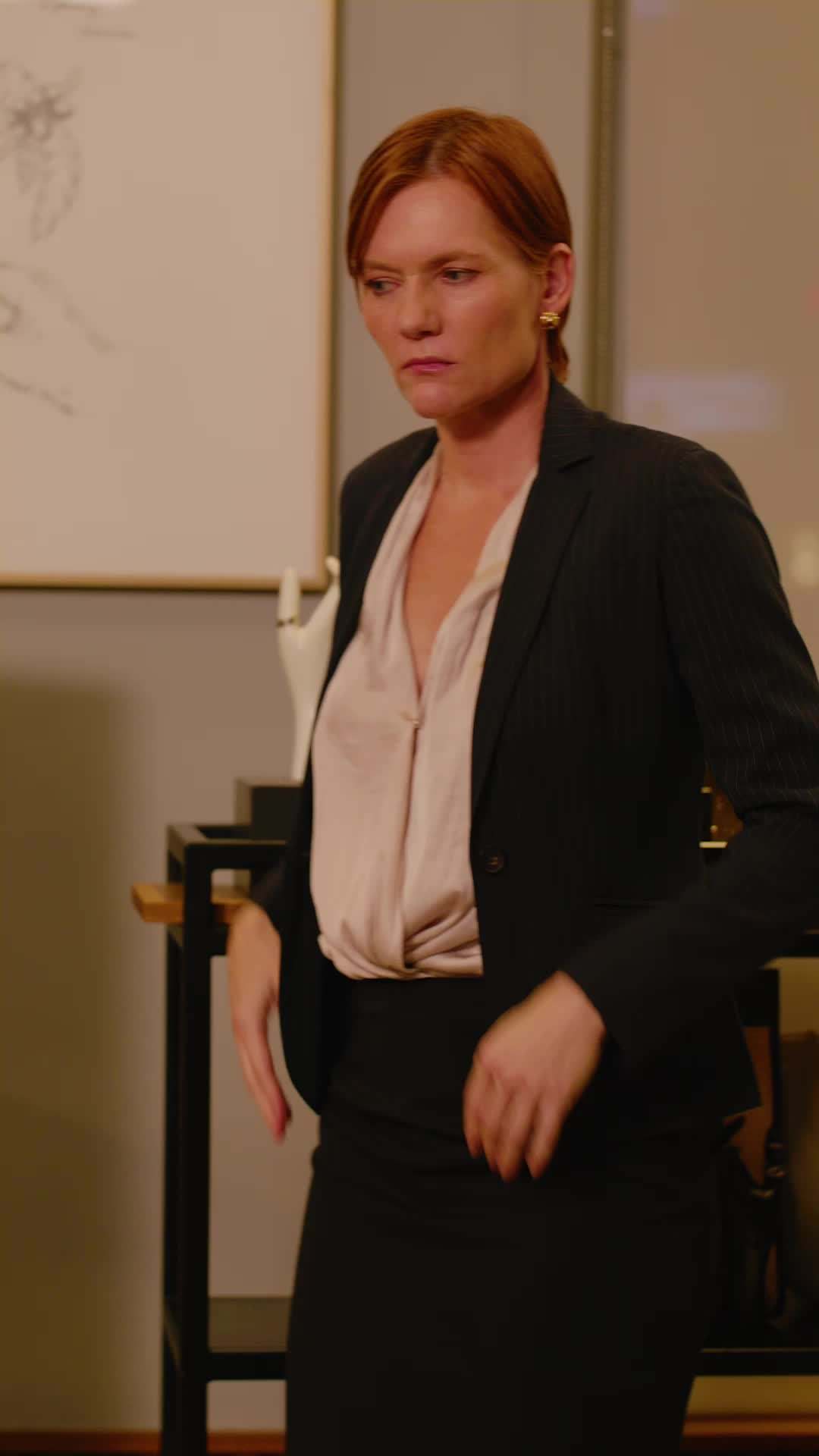 Episode 52 - Do Not Disturb: Lady Boss in Disguise!
